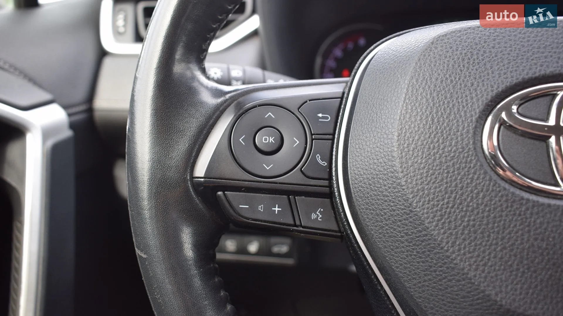 2019 Toyota RAV 4 - мініатюра 19