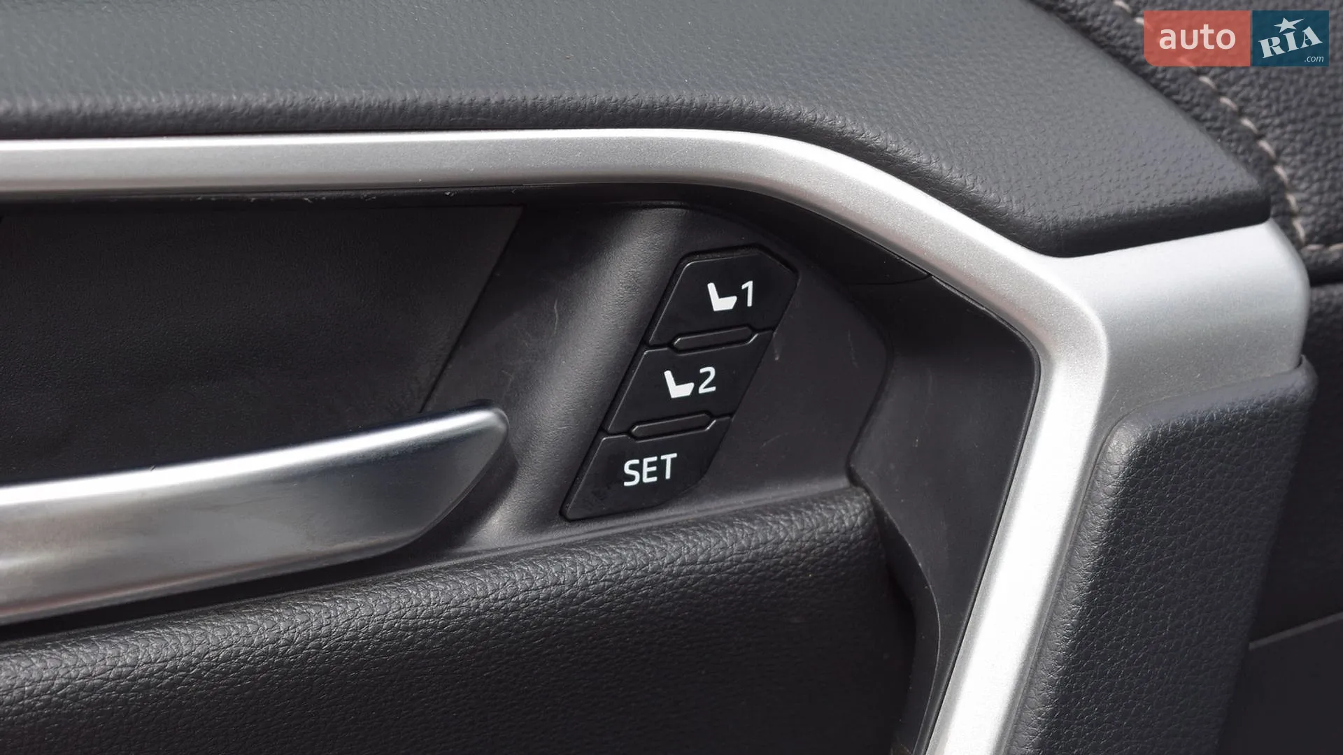 2019 Toyota RAV 4 - мініатюра 24