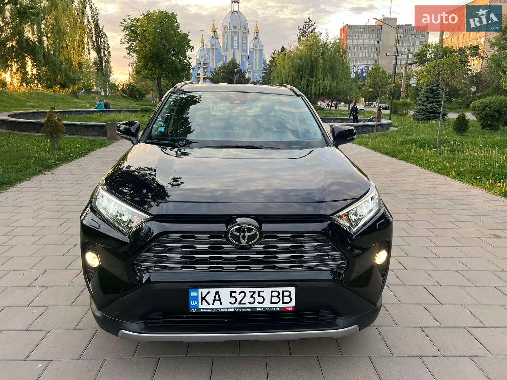 2020 Toyota RAV 4 - мініатюра 2