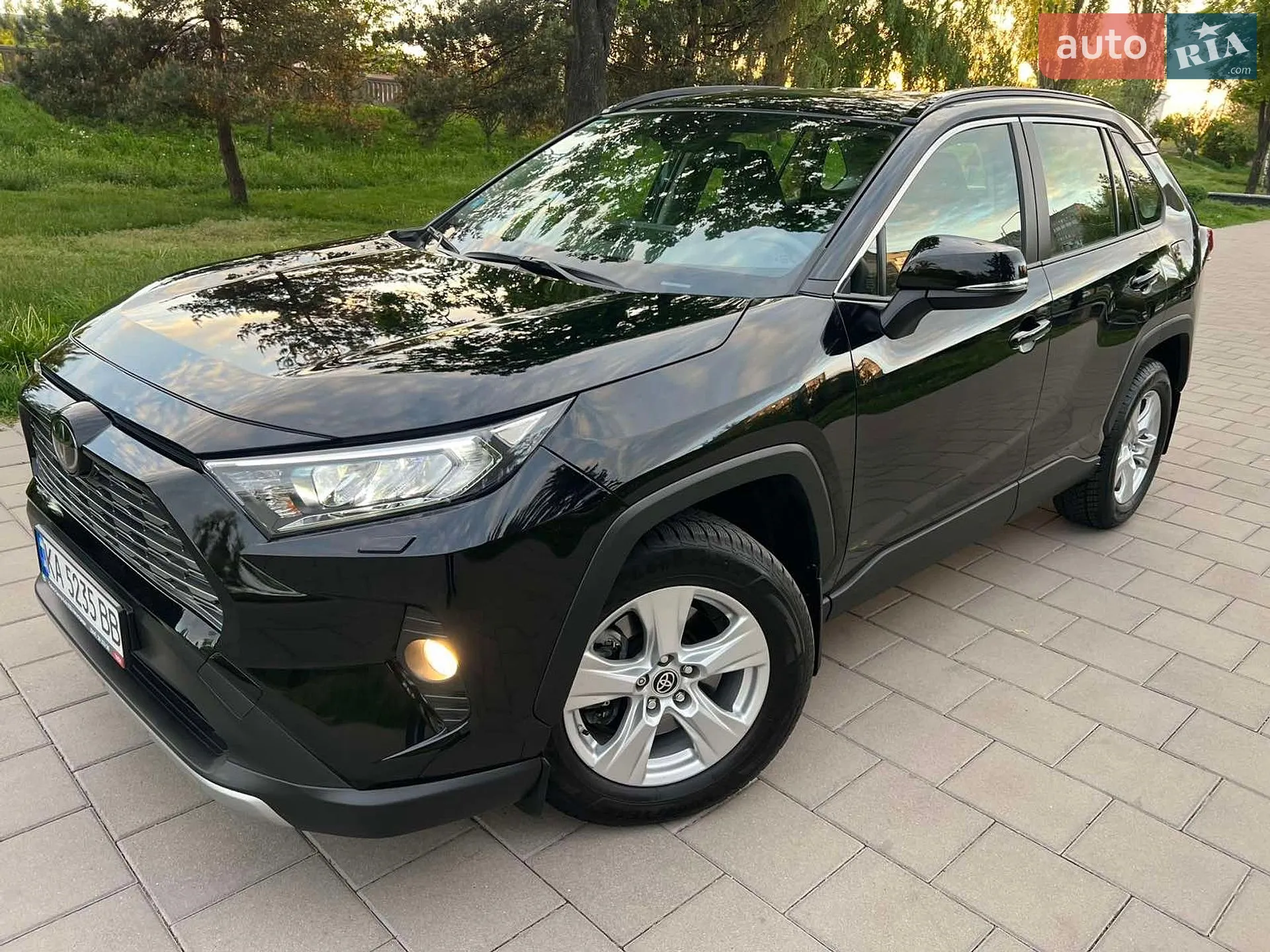 2020 Toyota RAV 4 - мініатюра 12