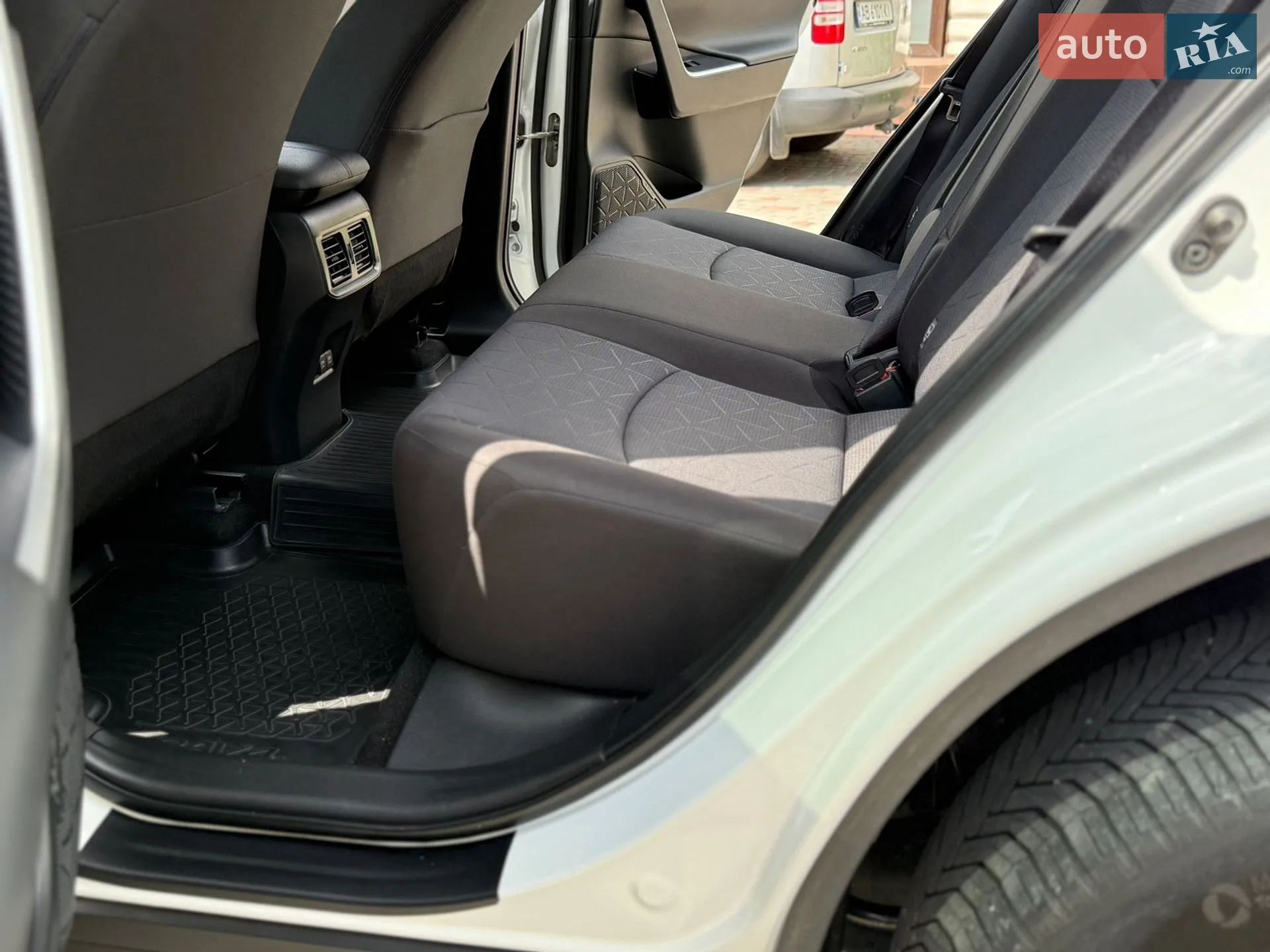 2020 Toyota RAV 4 - мініатюра 46