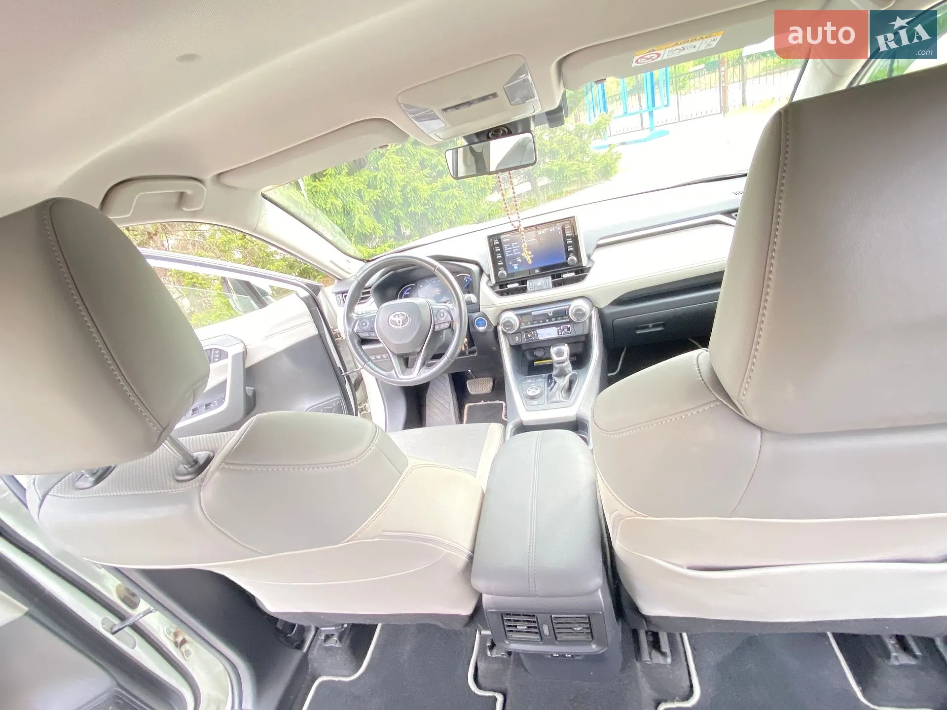 2020 Toyota RAV 4 - мініатюра 5