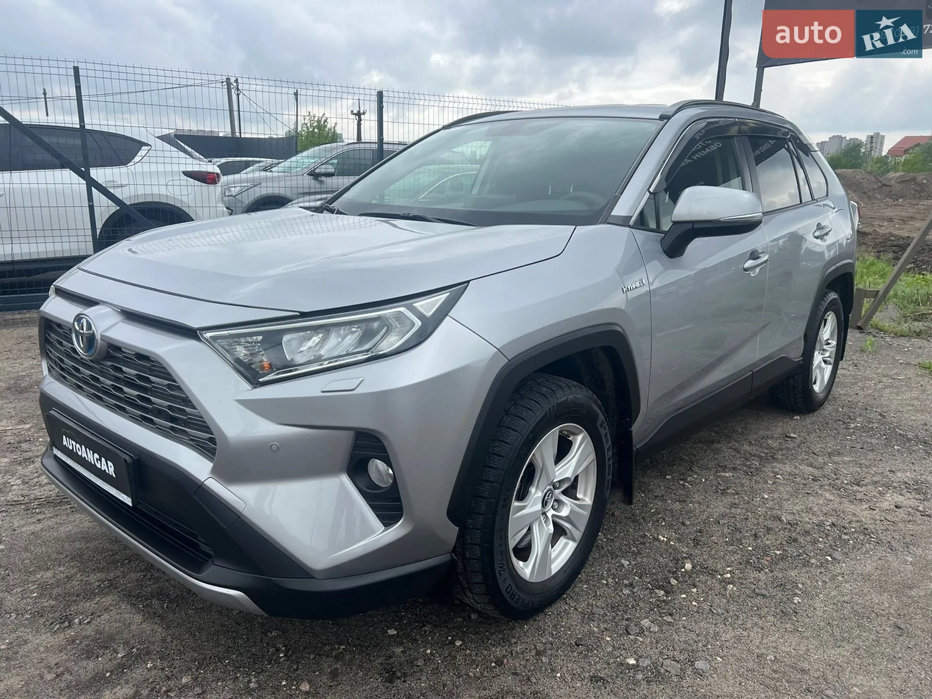 2019 Toyota RAV 4 - фото 1