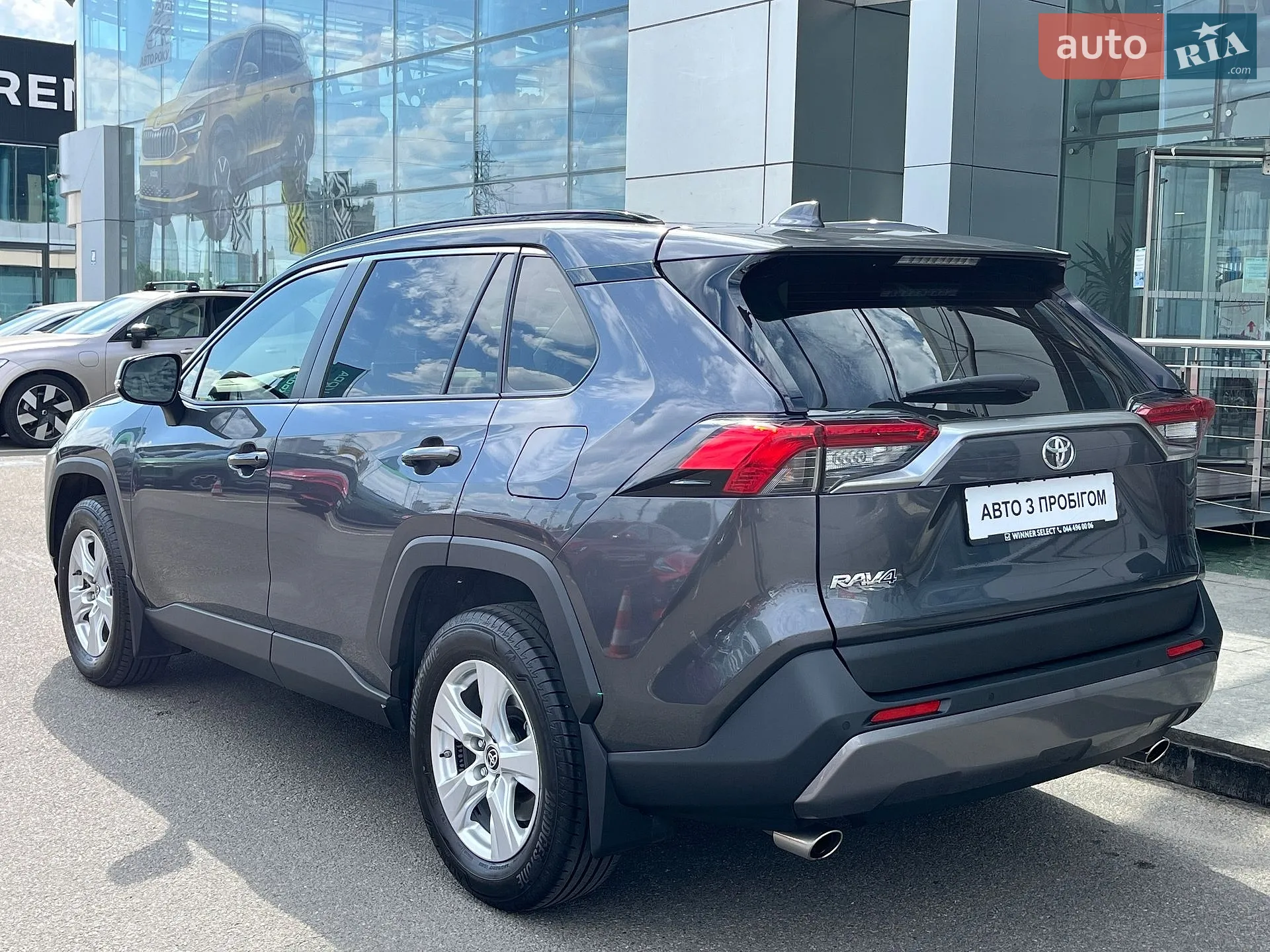 2021 Toyota RAV 4 - мініатюра 8