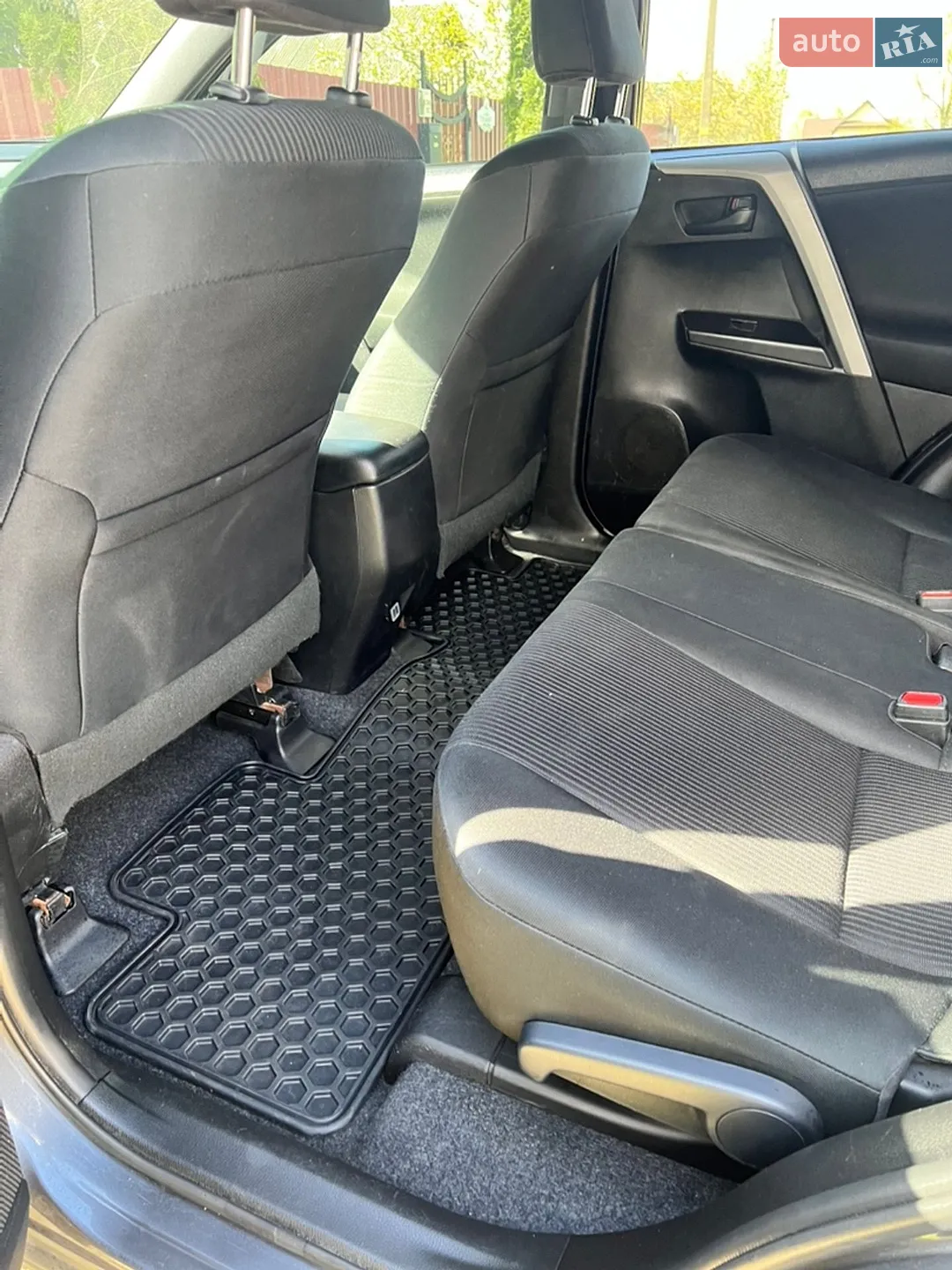 2016 Toyota RAV 4 - мініатюра 39