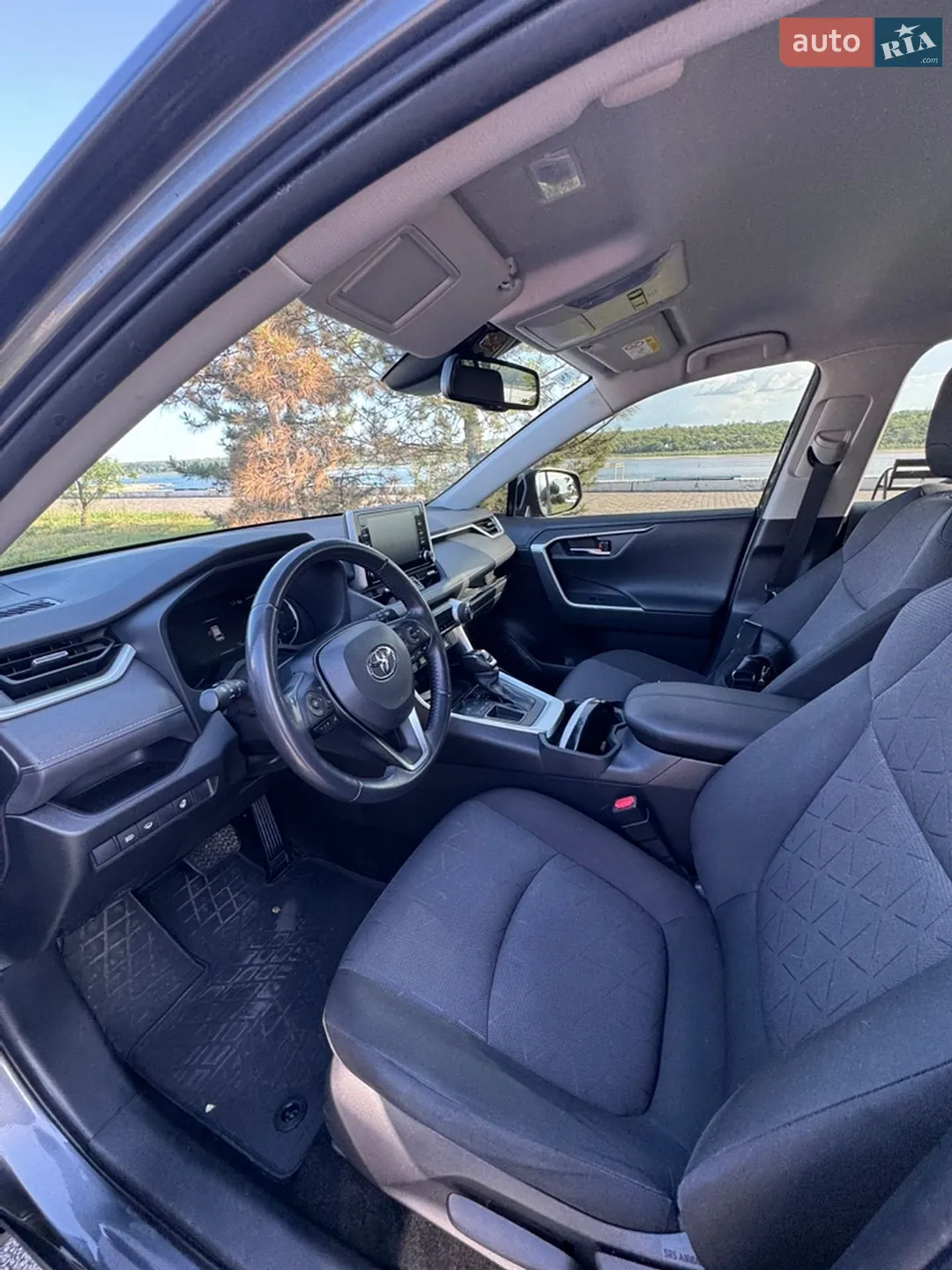 2020 Toyota RAV 4 - мініатюра 12