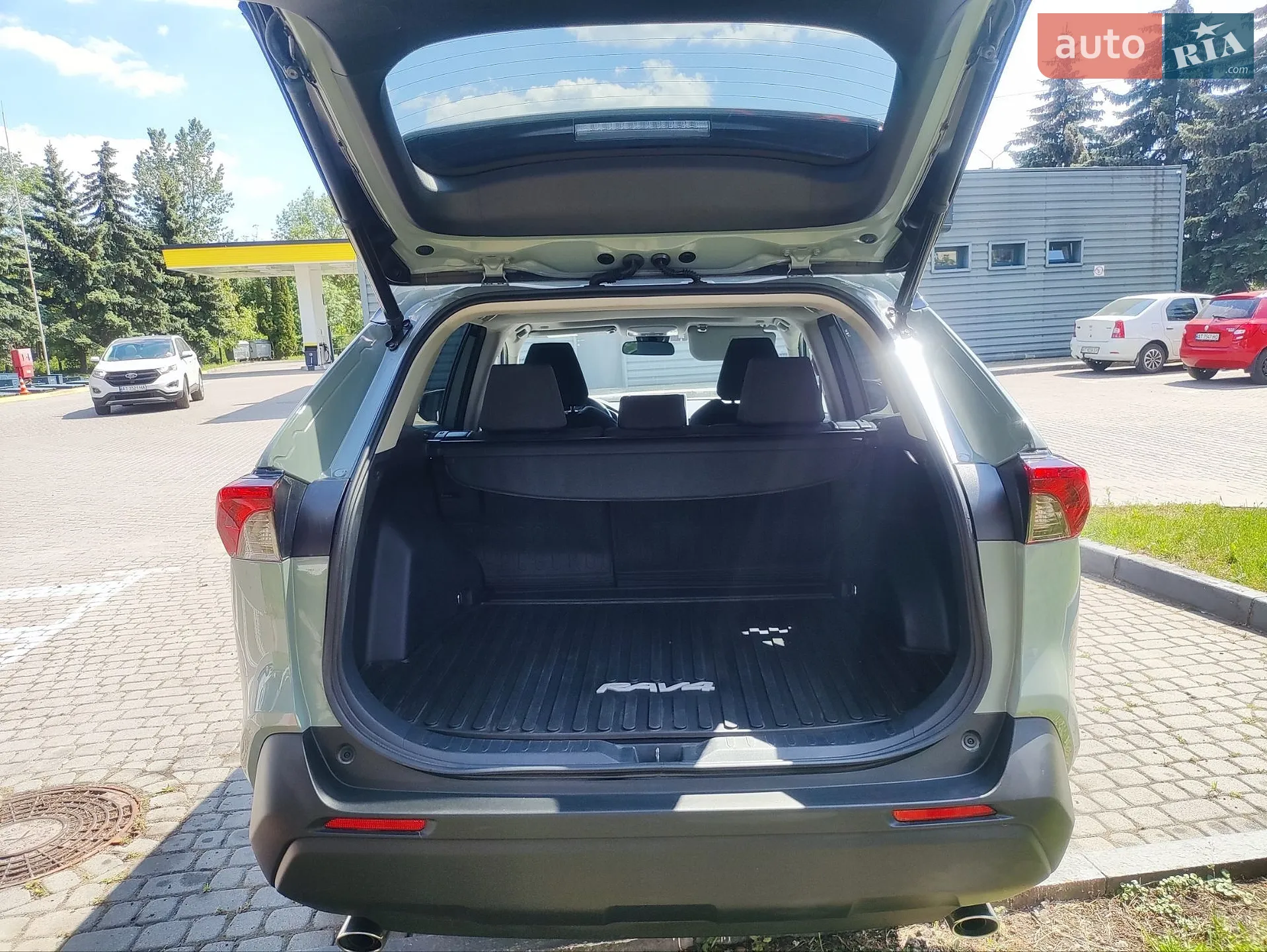 2023 Toyota RAV 4 - мініатюра 4