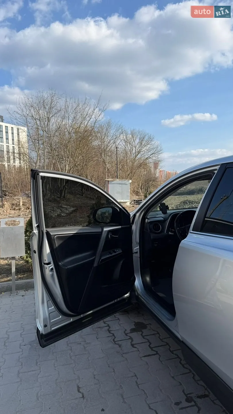 2015 Toyota RAV 4 - мініатюра 20