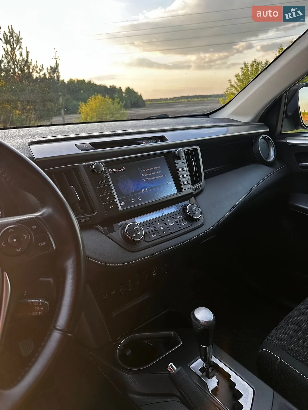 2016 Toyota RAV 4 - мініатюра 14