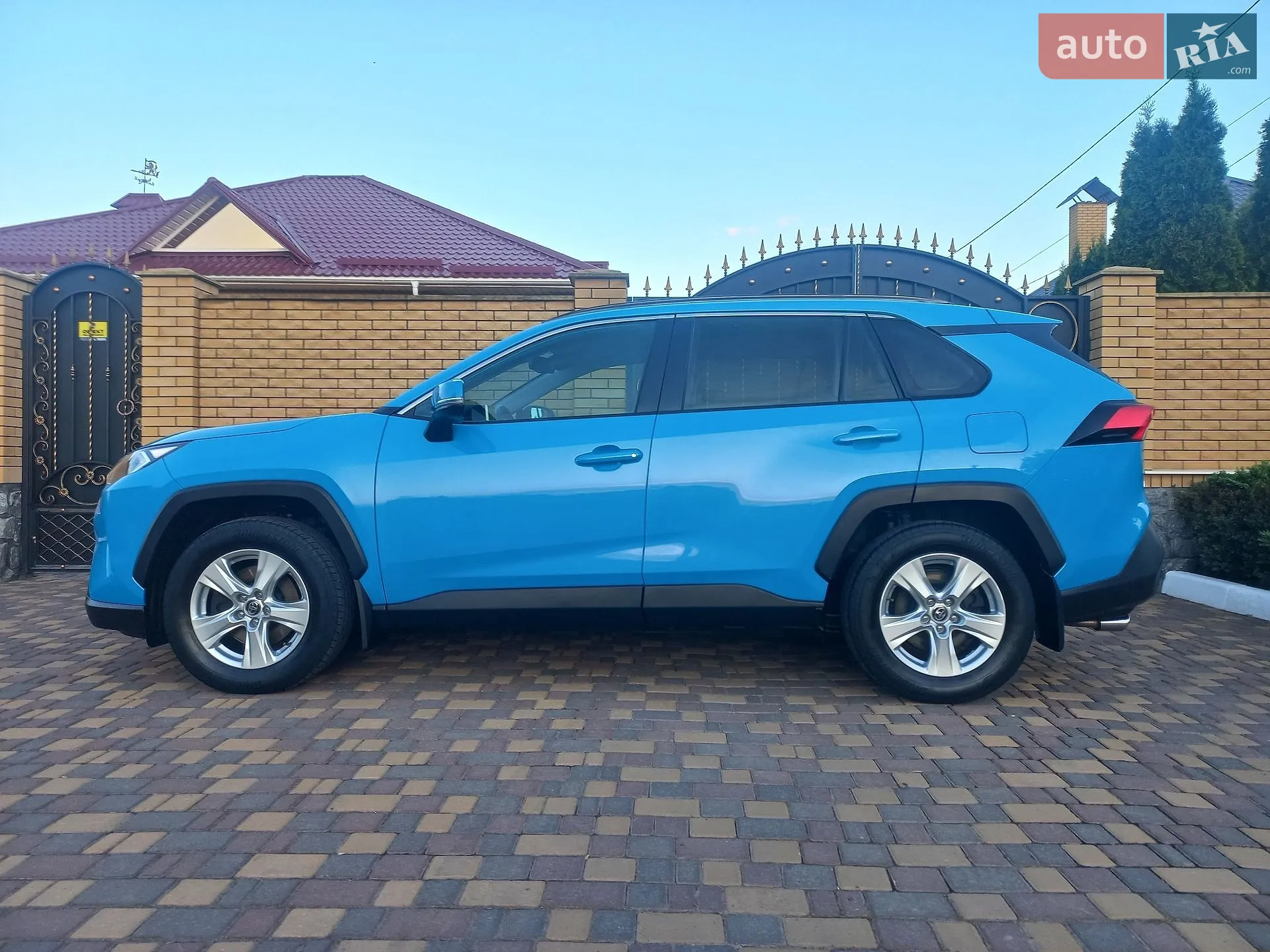 2019 Toyota RAV 4 - мініатюра 5