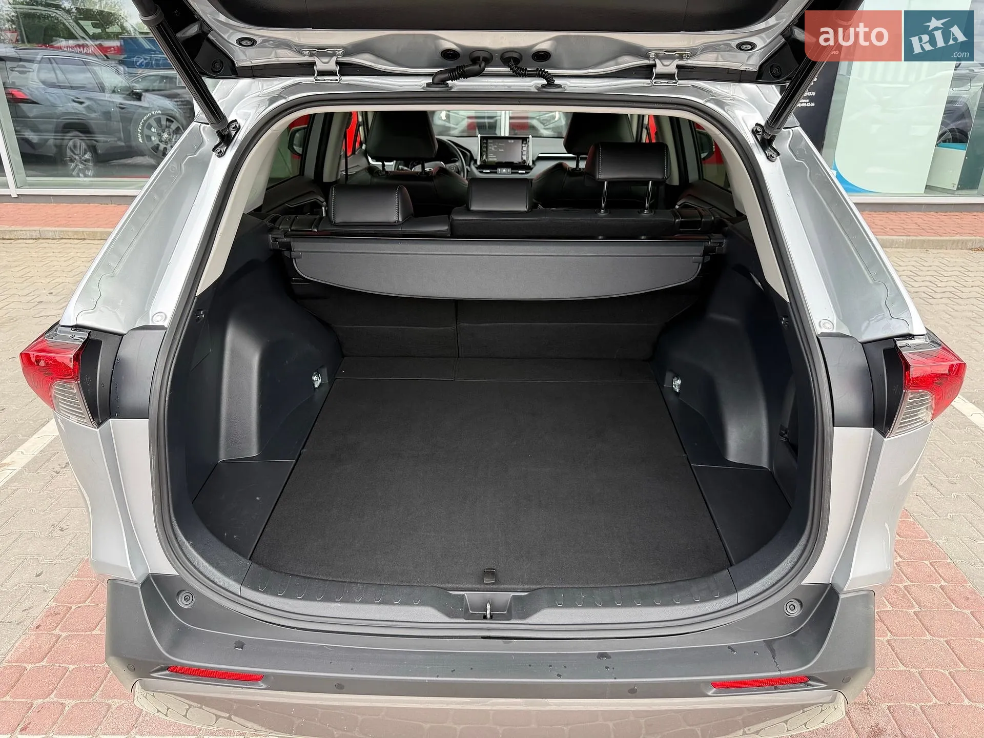 2021 Toyota RAV 4 - мініатюра 13