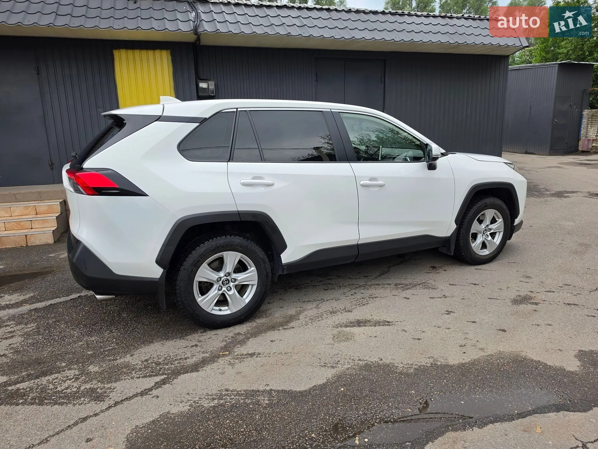 2019 Toyota RAV 4 - мініатюра 9