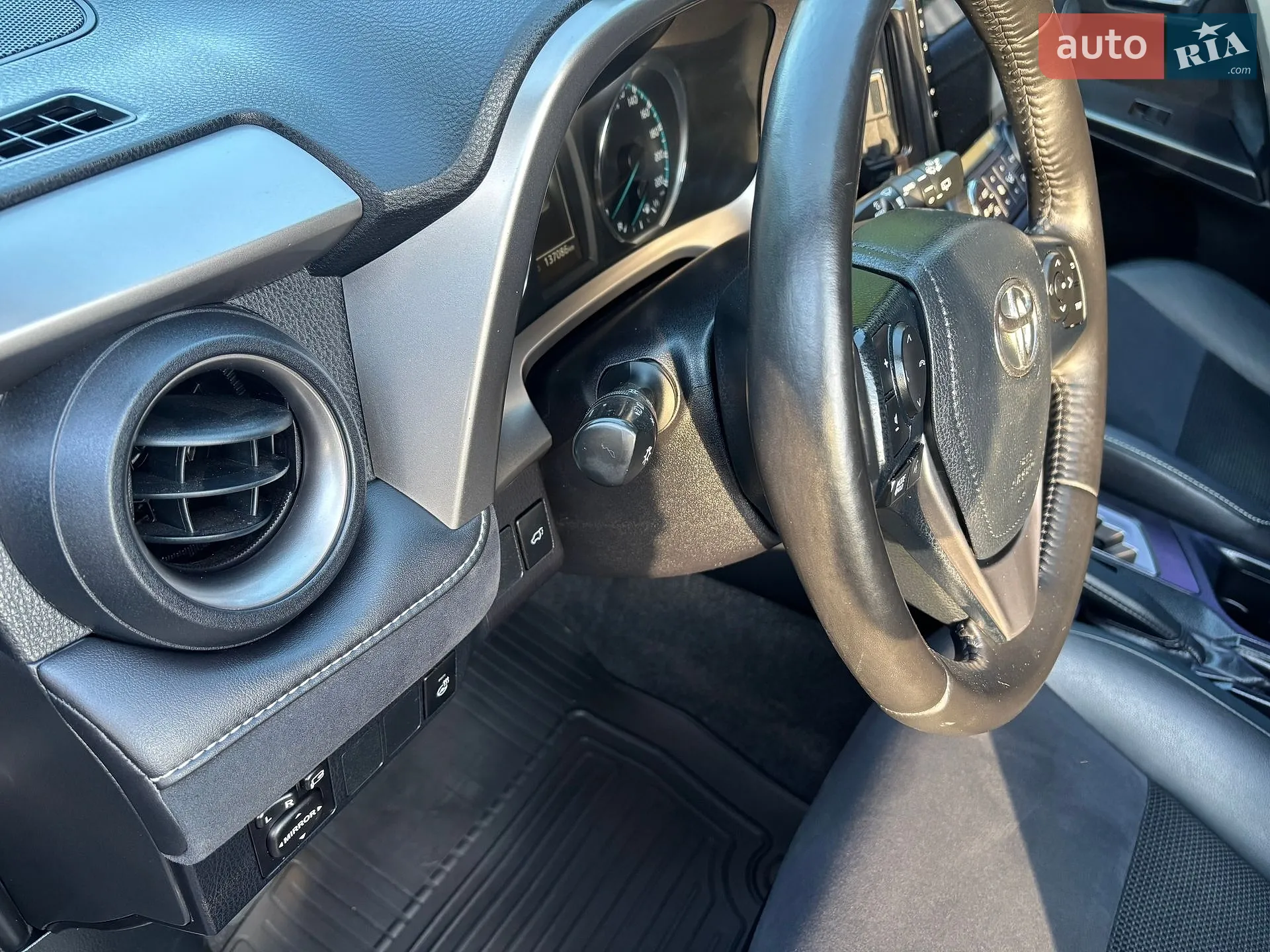 2016 Toyota RAV 4 - мініатюра 11