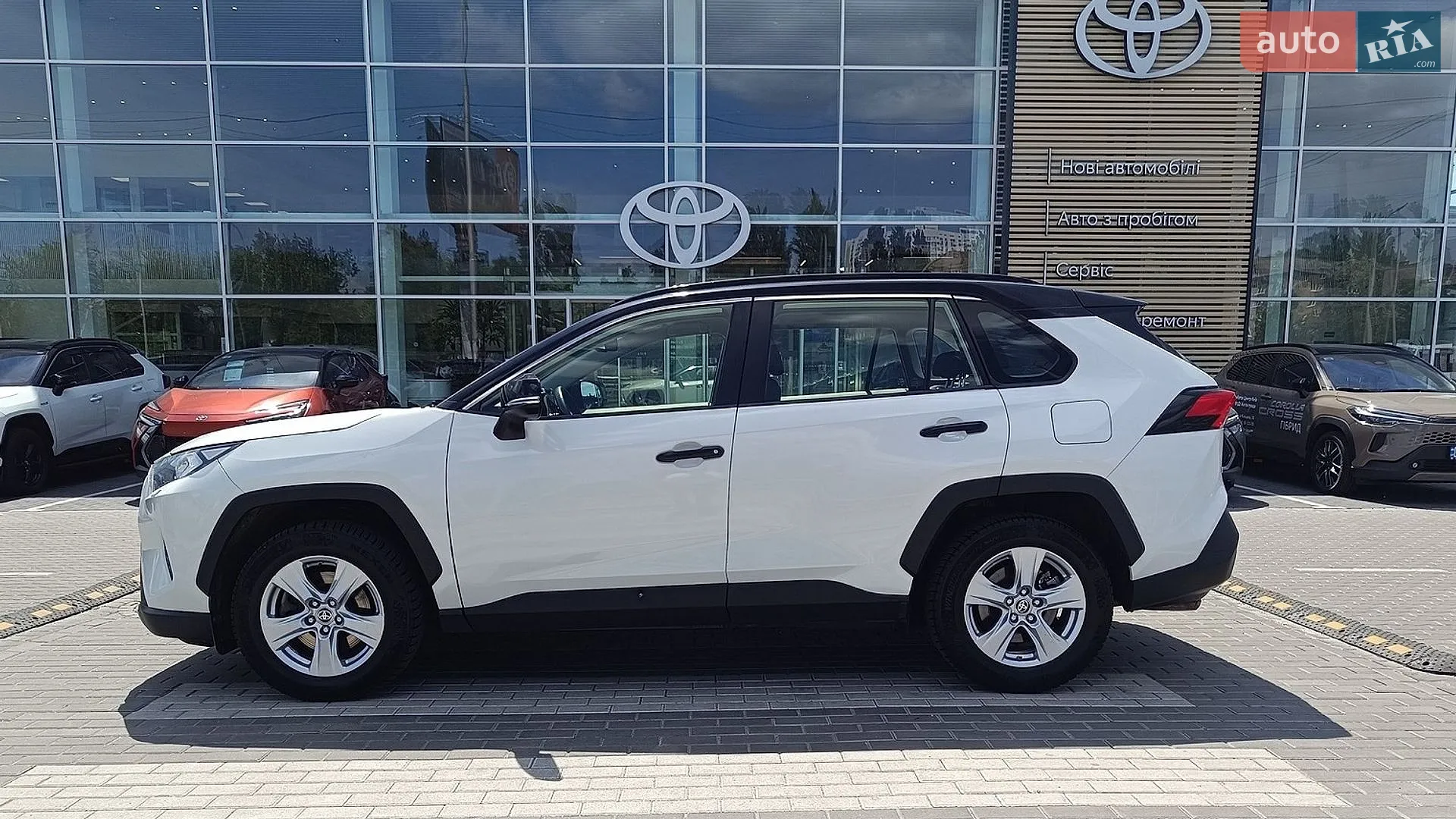 2021 Toyota RAV 4 - мініатюра 3