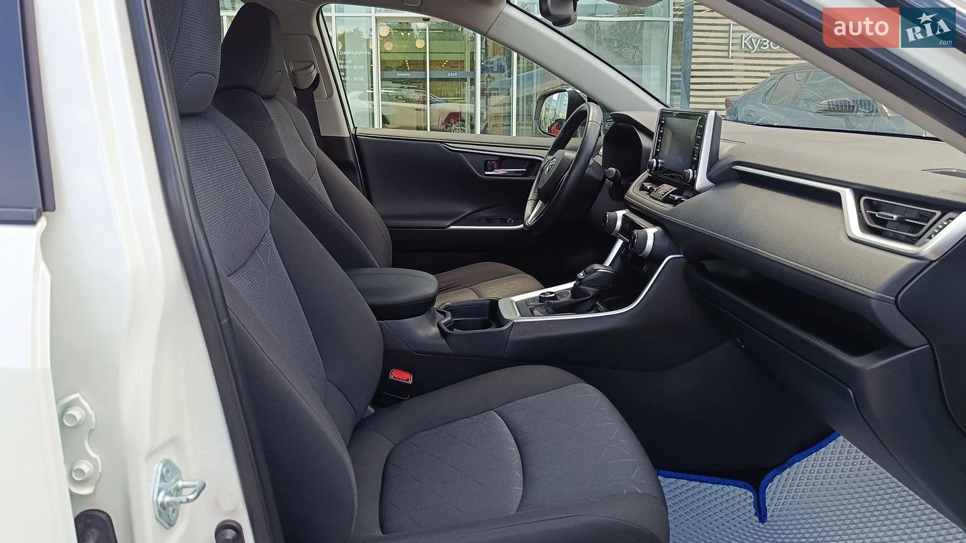 2021 Toyota RAV 4 - мініатюра 6