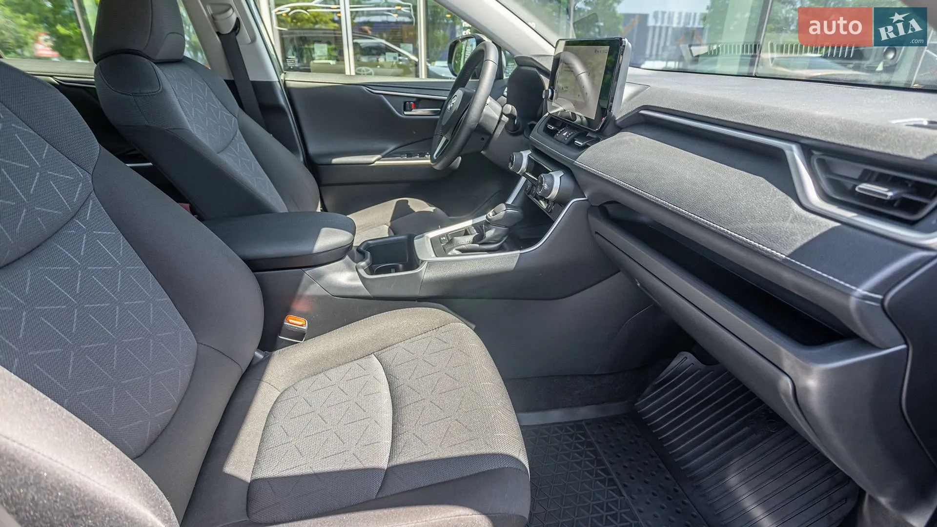 2025 Toyota RAV 4 - мініатюра 6