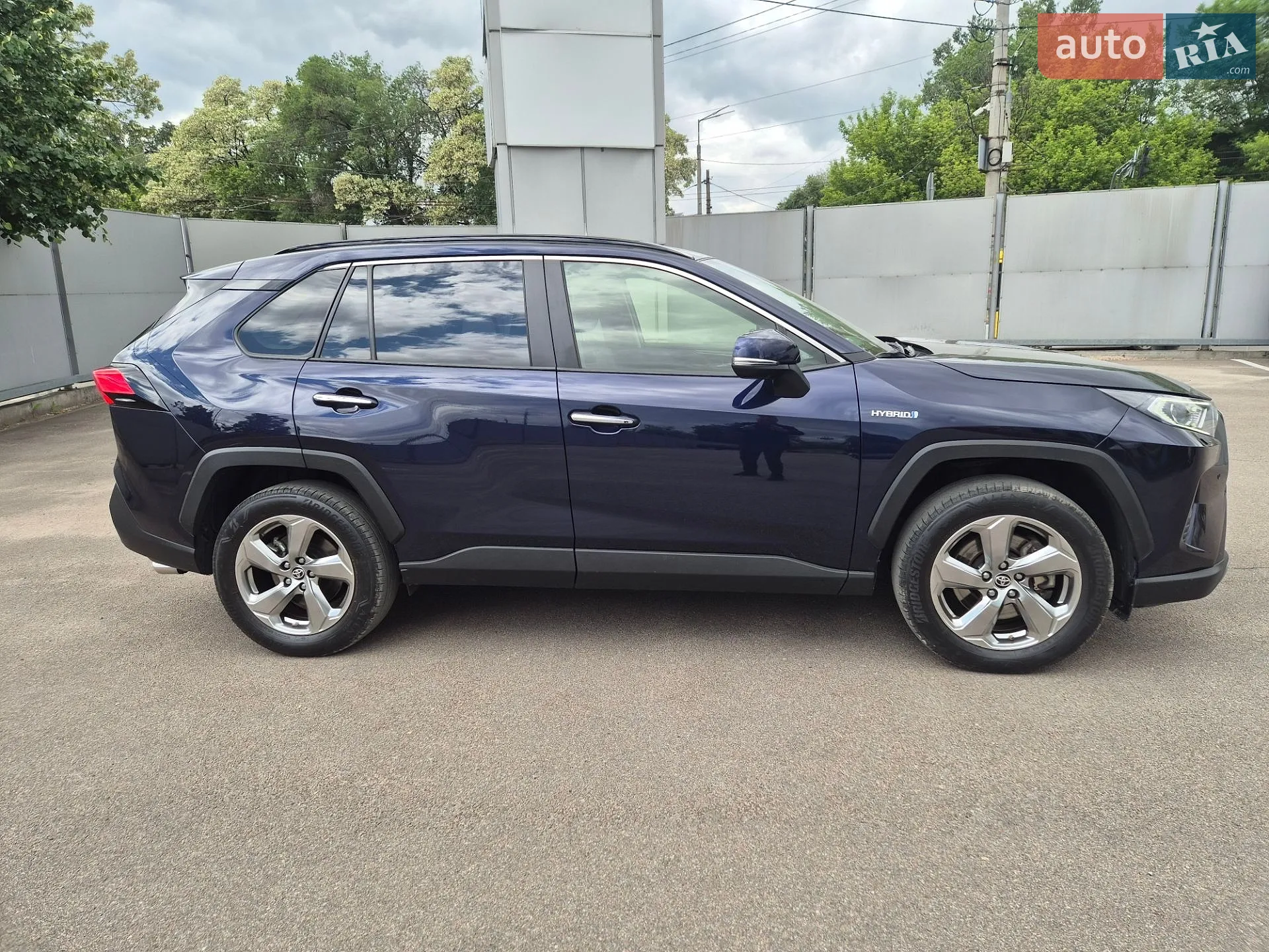 2021 Toyota RAV 4 - мініатюра 6