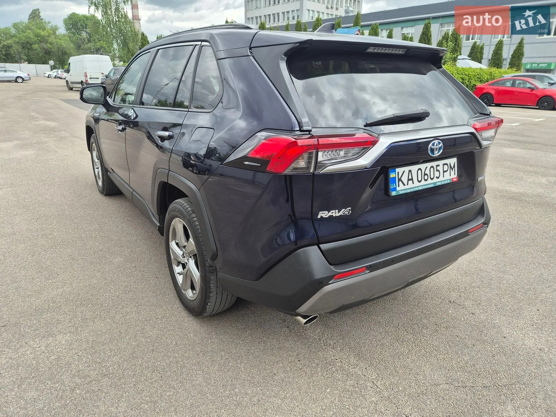 2021 Toyota RAV 4 - мініатюра 11