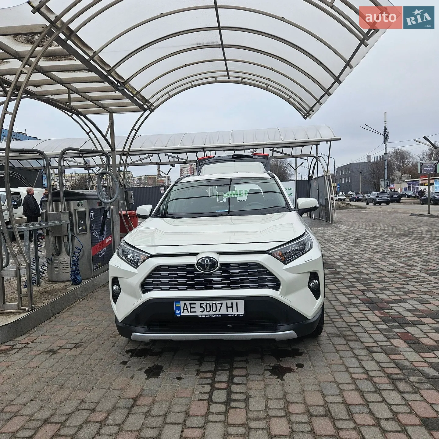 2020 Toyota RAV 4 - фото 1
