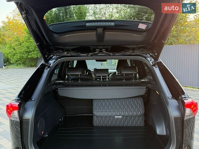 Внедорожник / Кроссовер Toyota RAV4 2020 в Сваляве фото 10 Внедорожник / Кроссовер Toyota RAV4 2020 в Сваляве