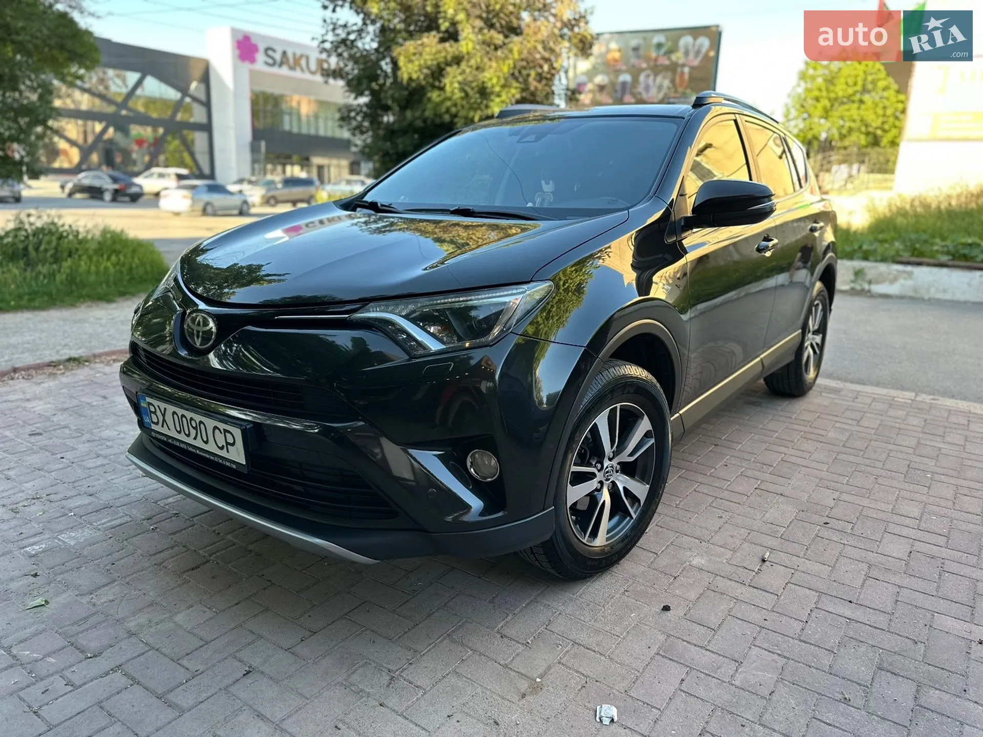 2017 Toyota RAV 4 - мініатюра 3