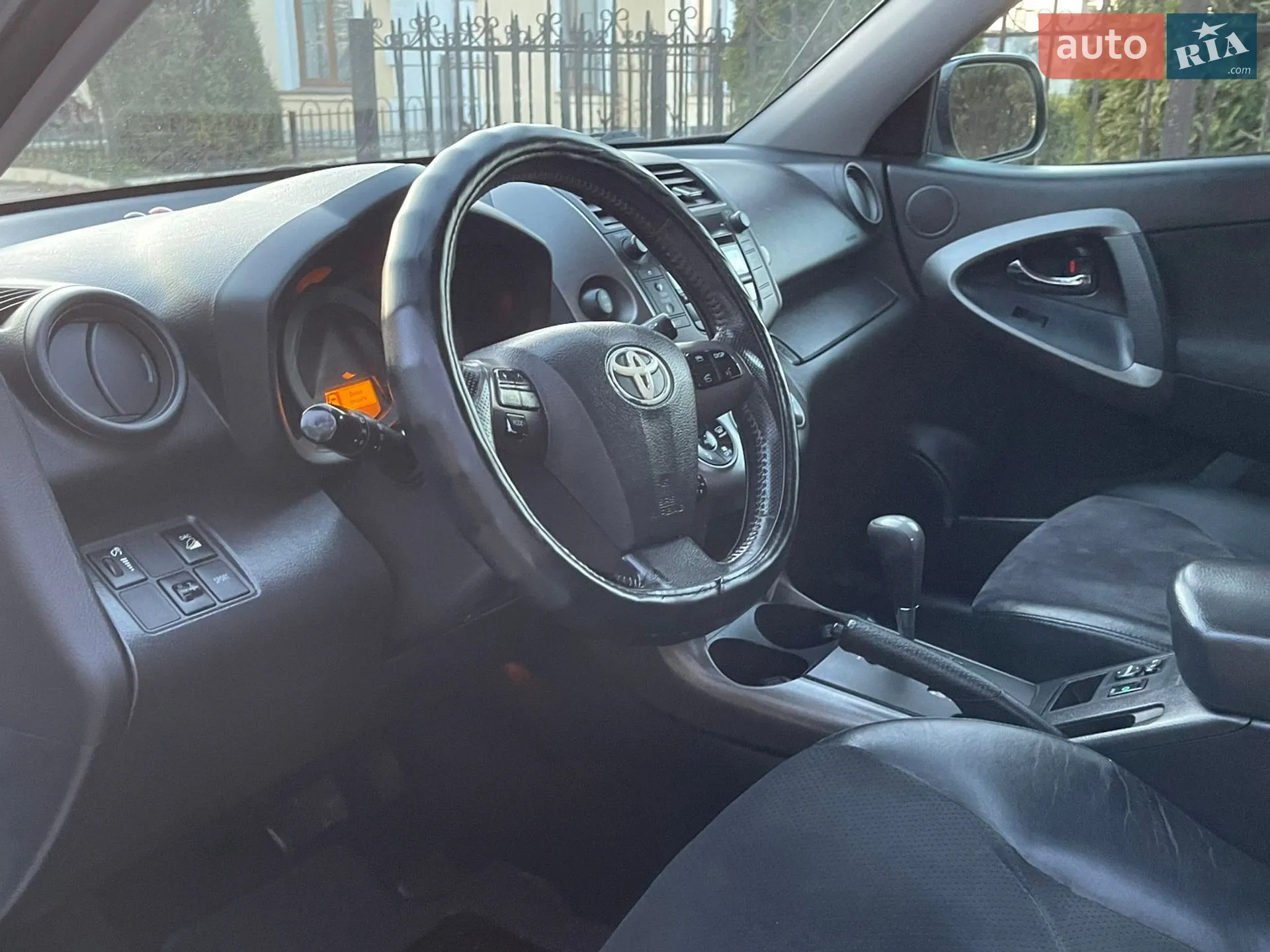 2010 Toyota RAV 4 - мініатюра 48