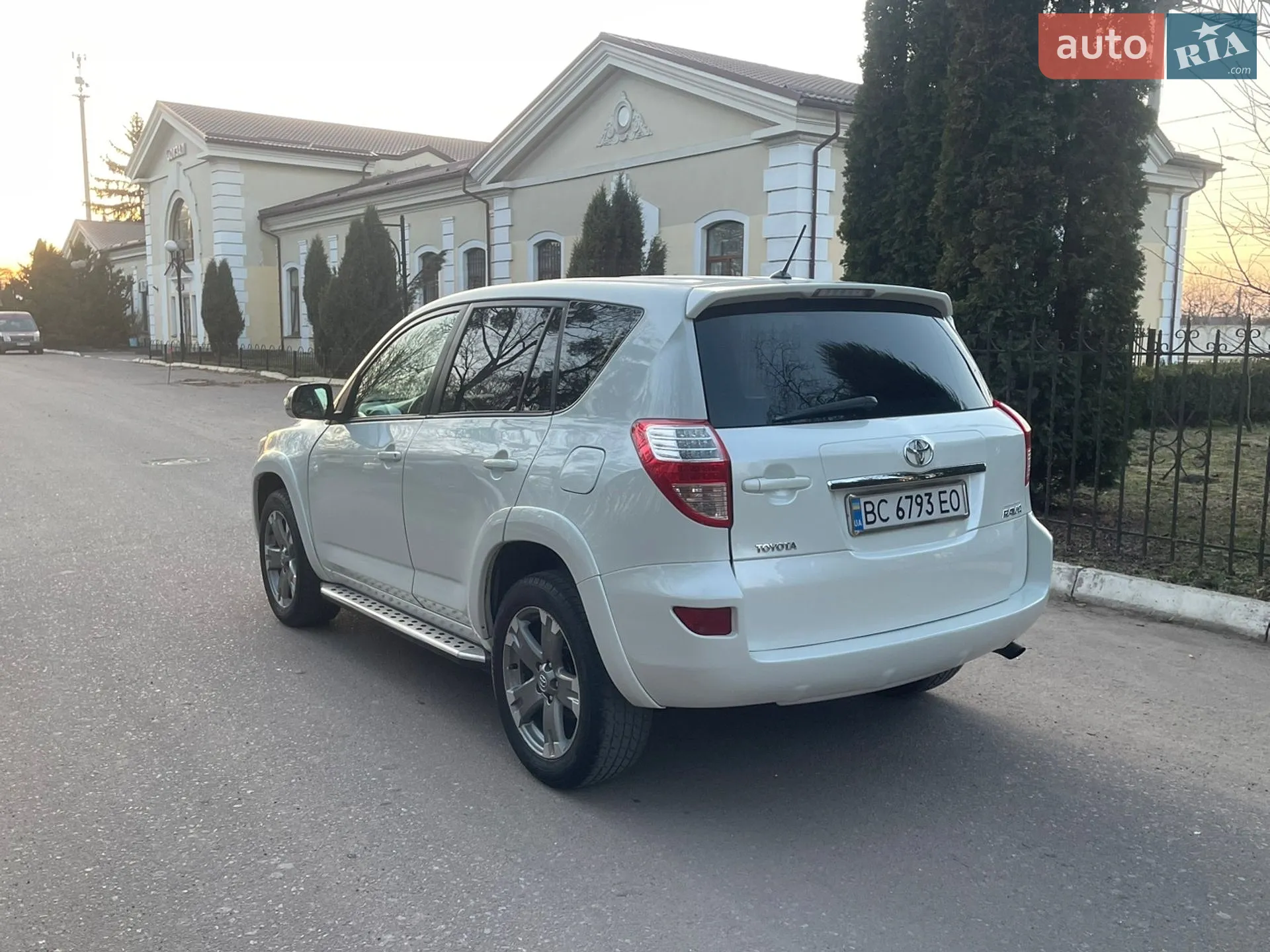 2010 Toyota RAV 4 - мініатюра 65