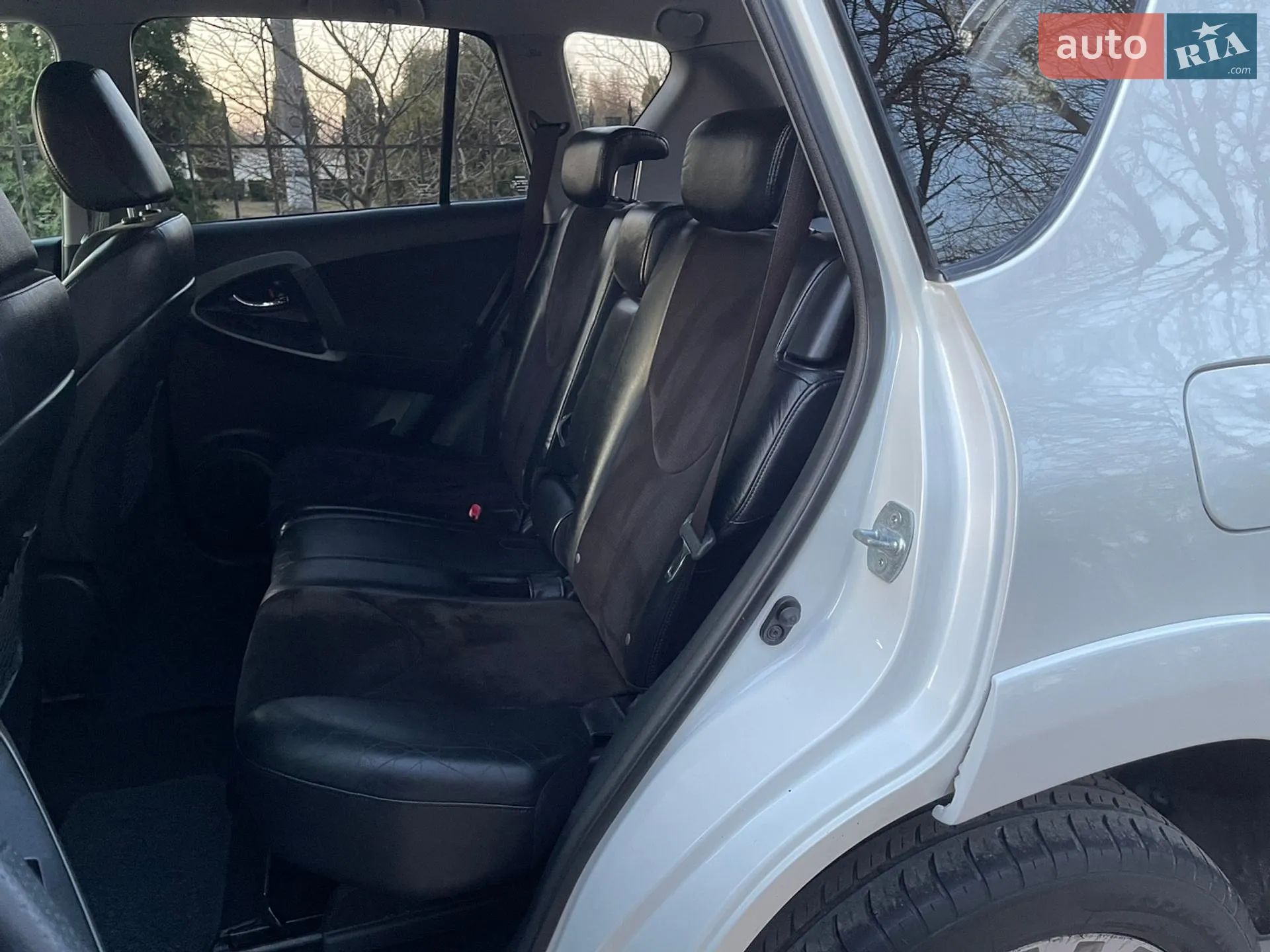 2010 Toyota RAV 4 - мініатюра 56
