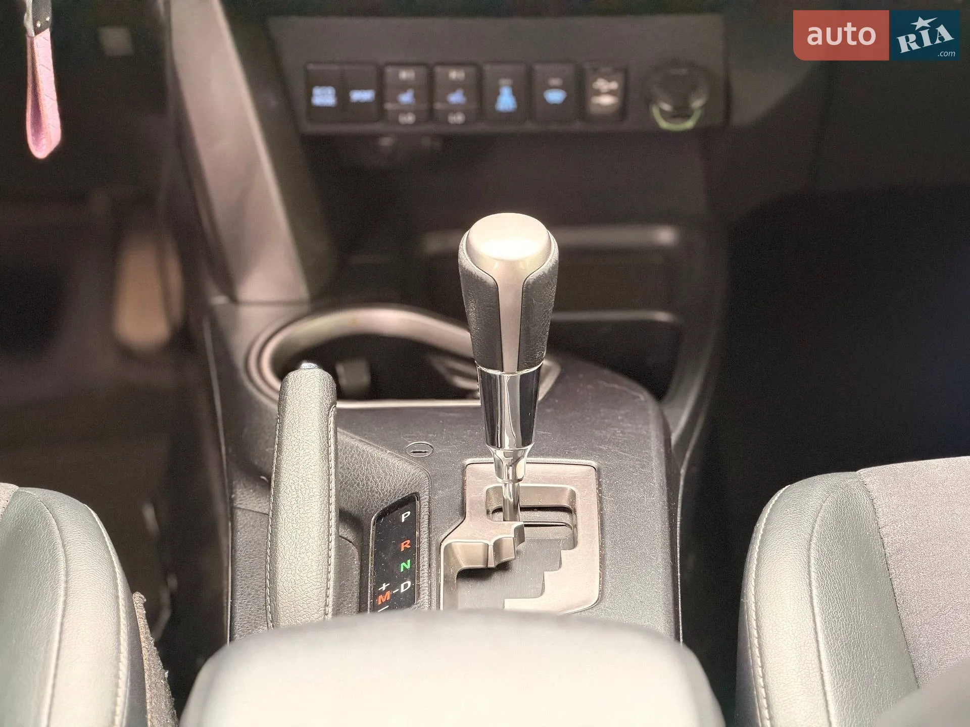 2017 Toyota RAV 4 - мініатюра 48