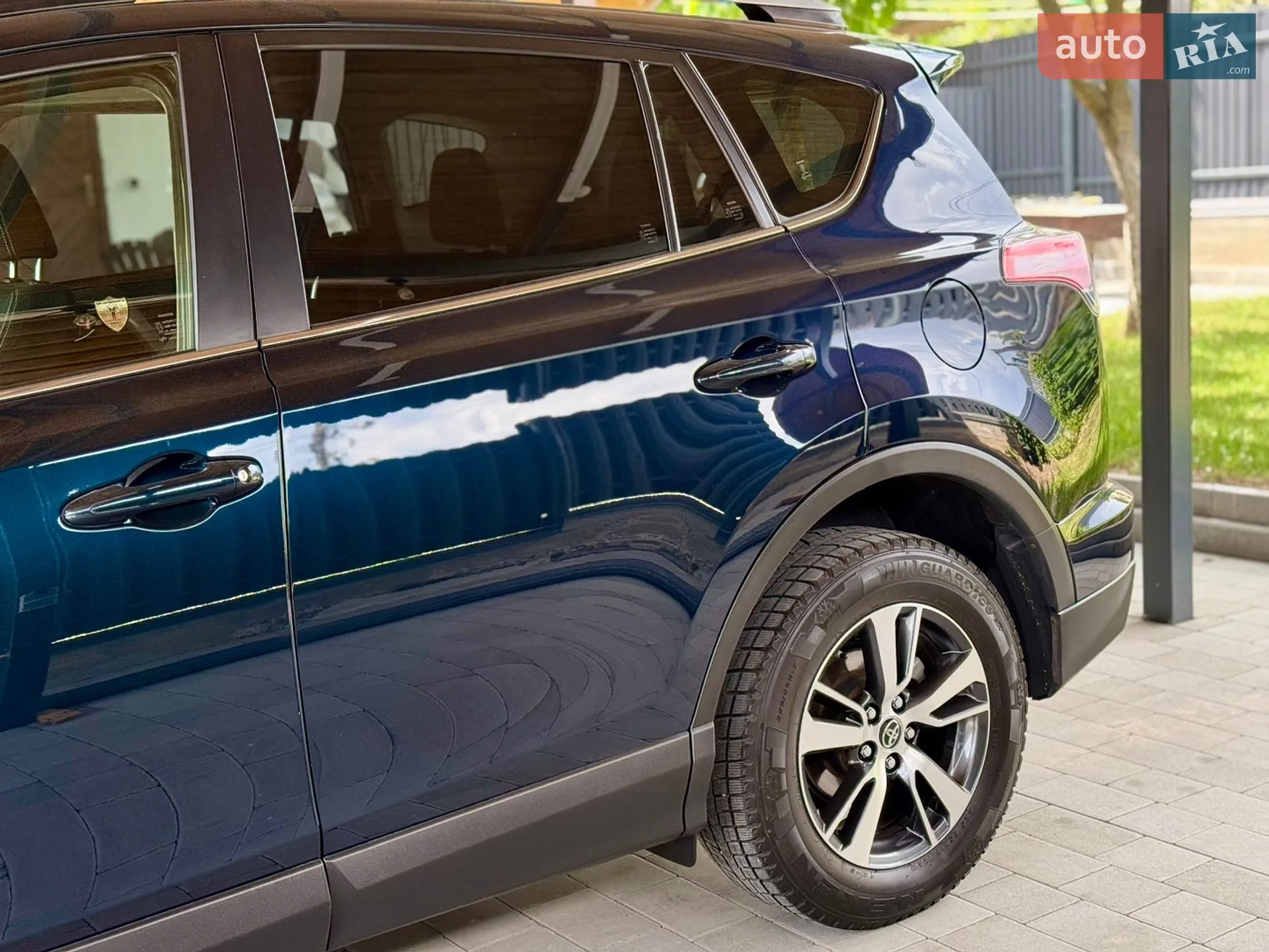 2018 Toyota RAV 4 - мініатюра 12