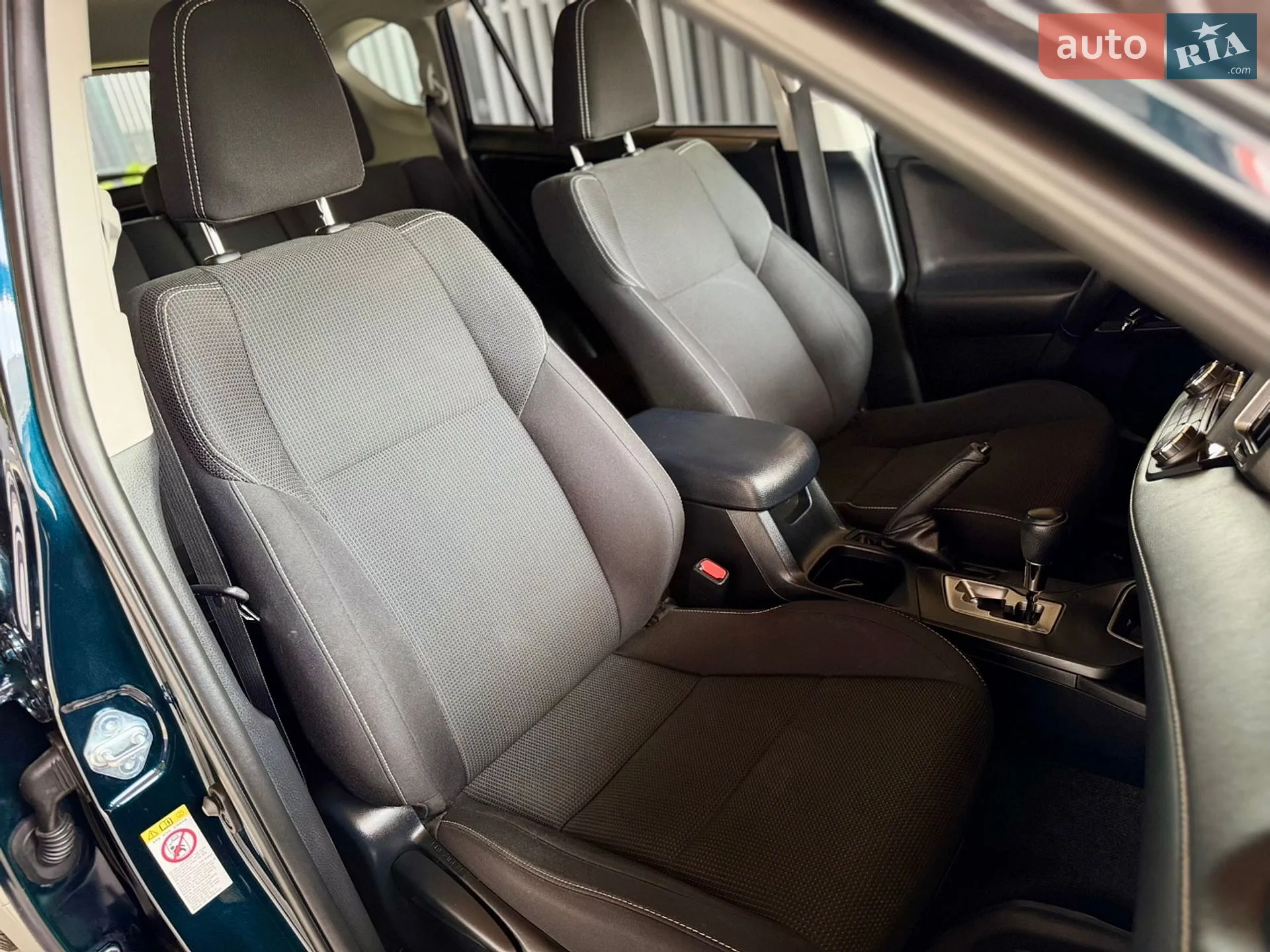 2018 Toyota RAV 4 - мініатюра 19