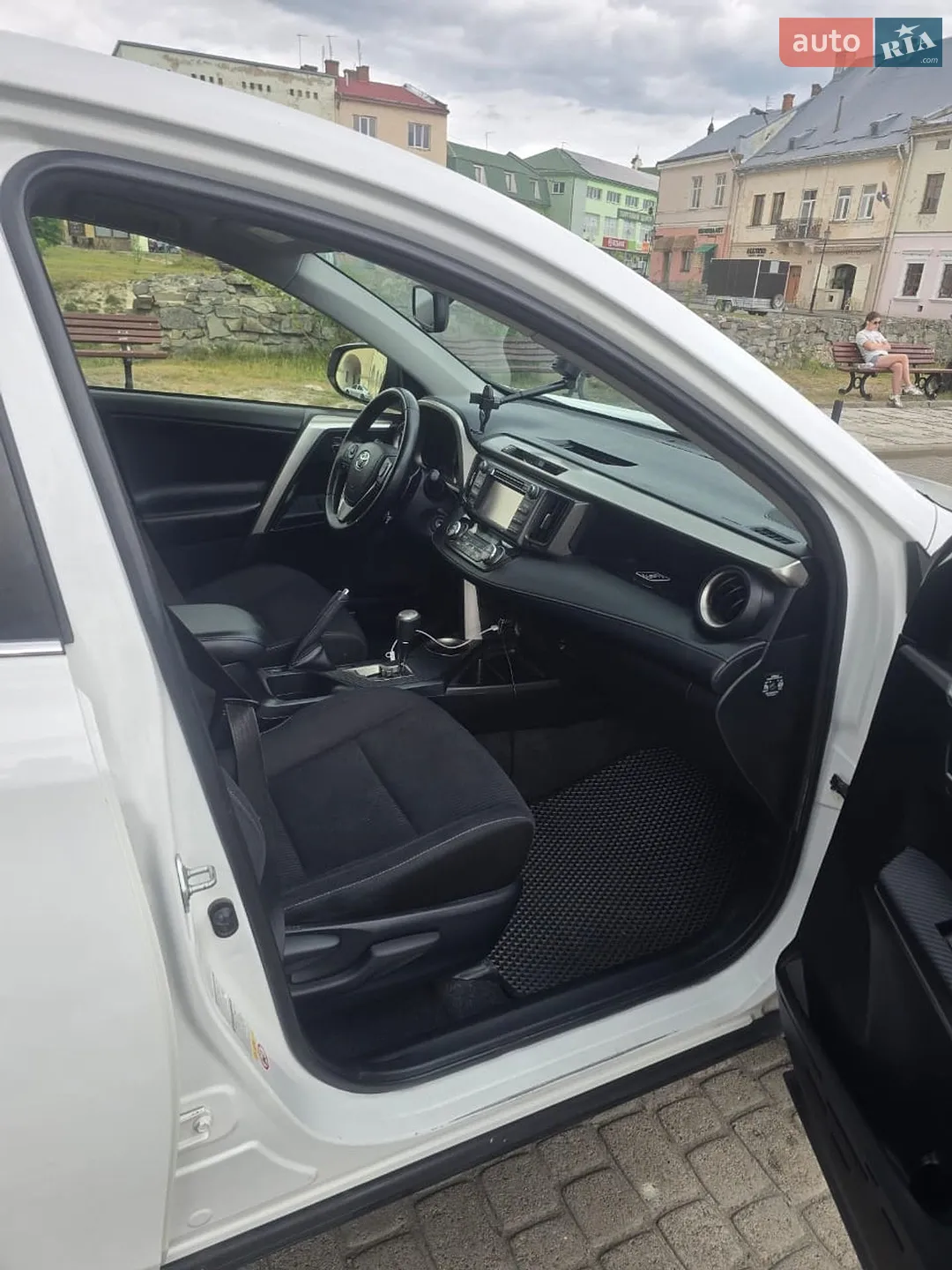 2012 Toyota RAV 4 - мініатюра 9