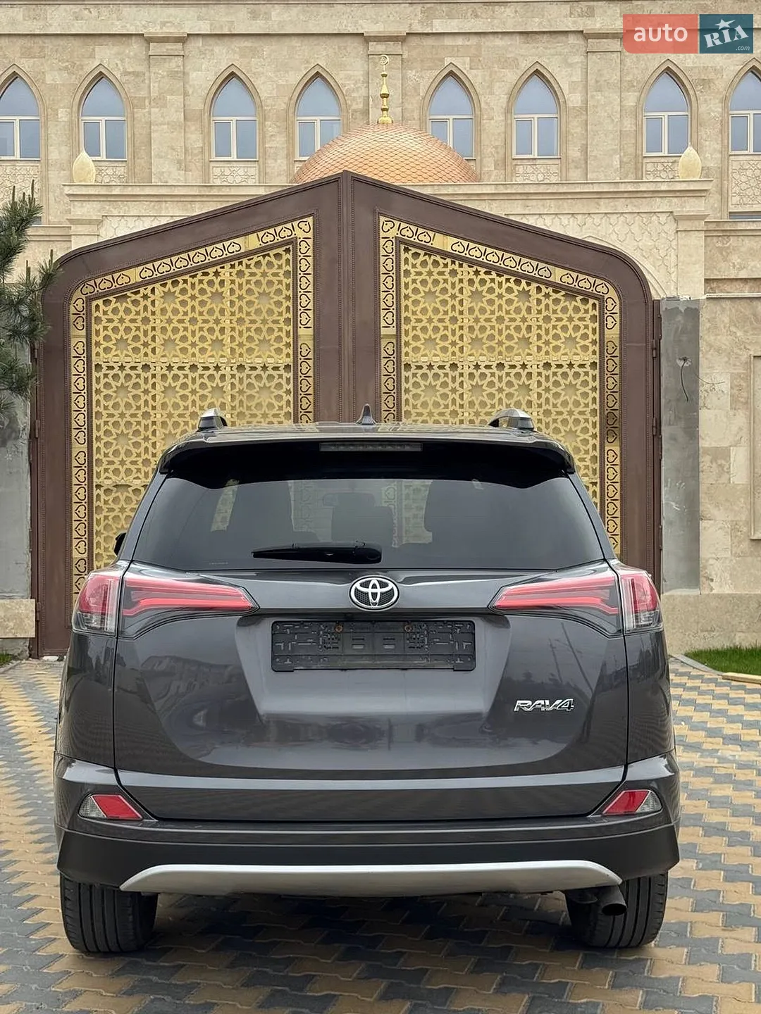 2016 Toyota RAV 4 - мініатюра 4