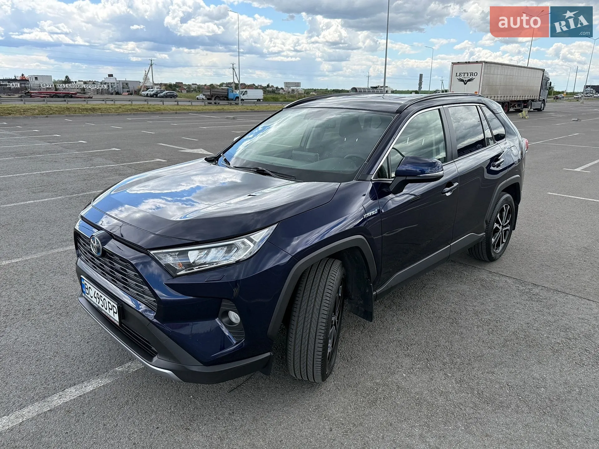 2019 Toyota RAV 4 - мініатюра 8