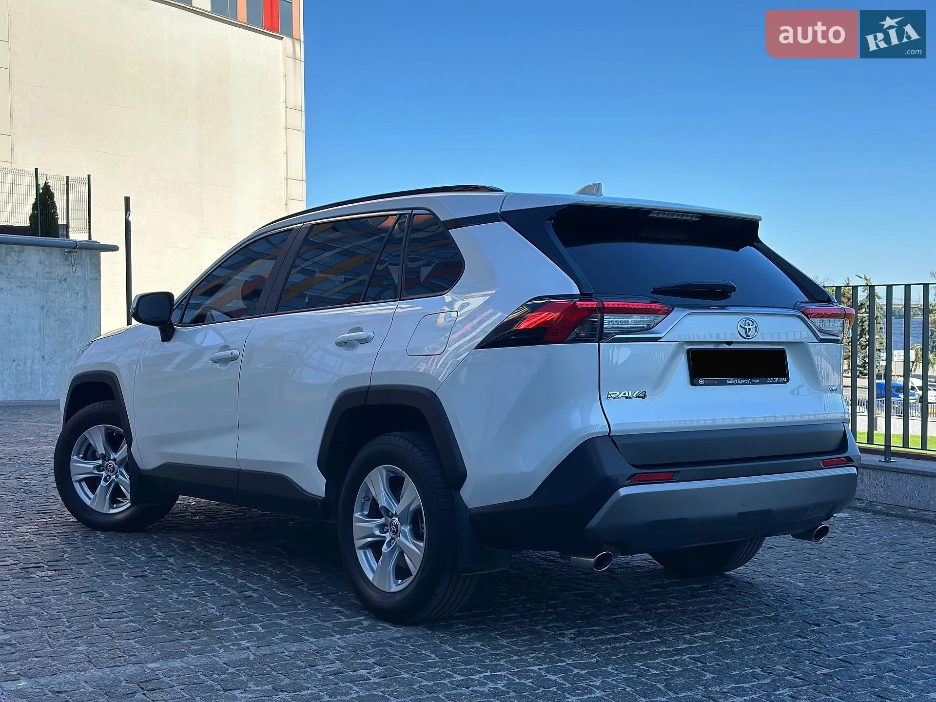 2019 Toyota RAV 4 - мініатюра 9