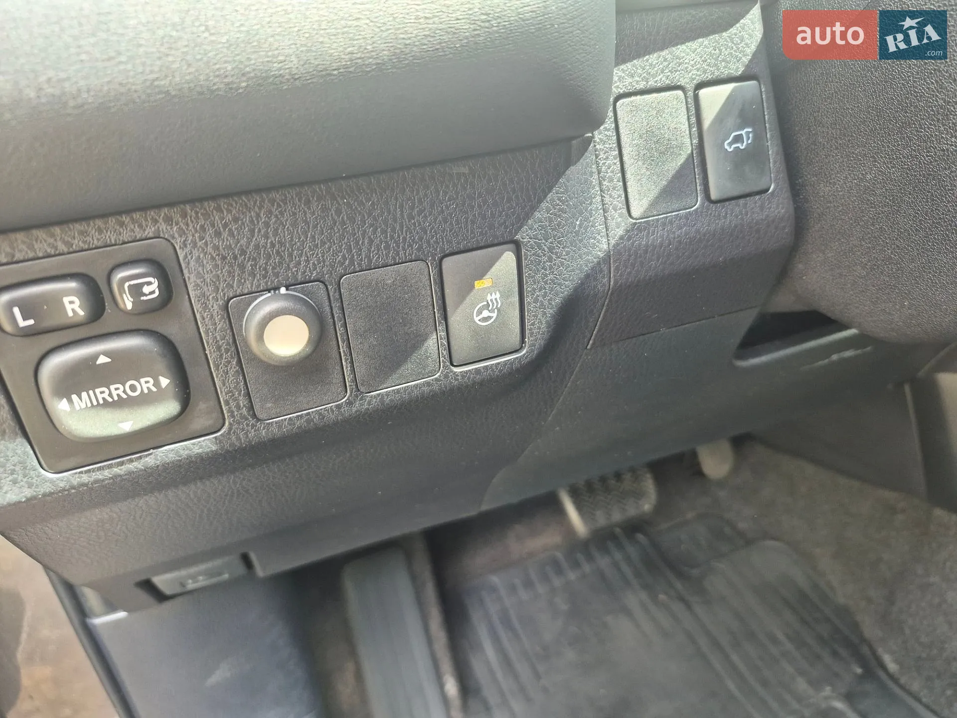 2016 Toyota RAV 4 - мініатюра 19