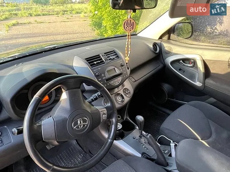 Toyota RAV4 2006 VIN JTMBH31V806024721 фото оголошення 3 з 48