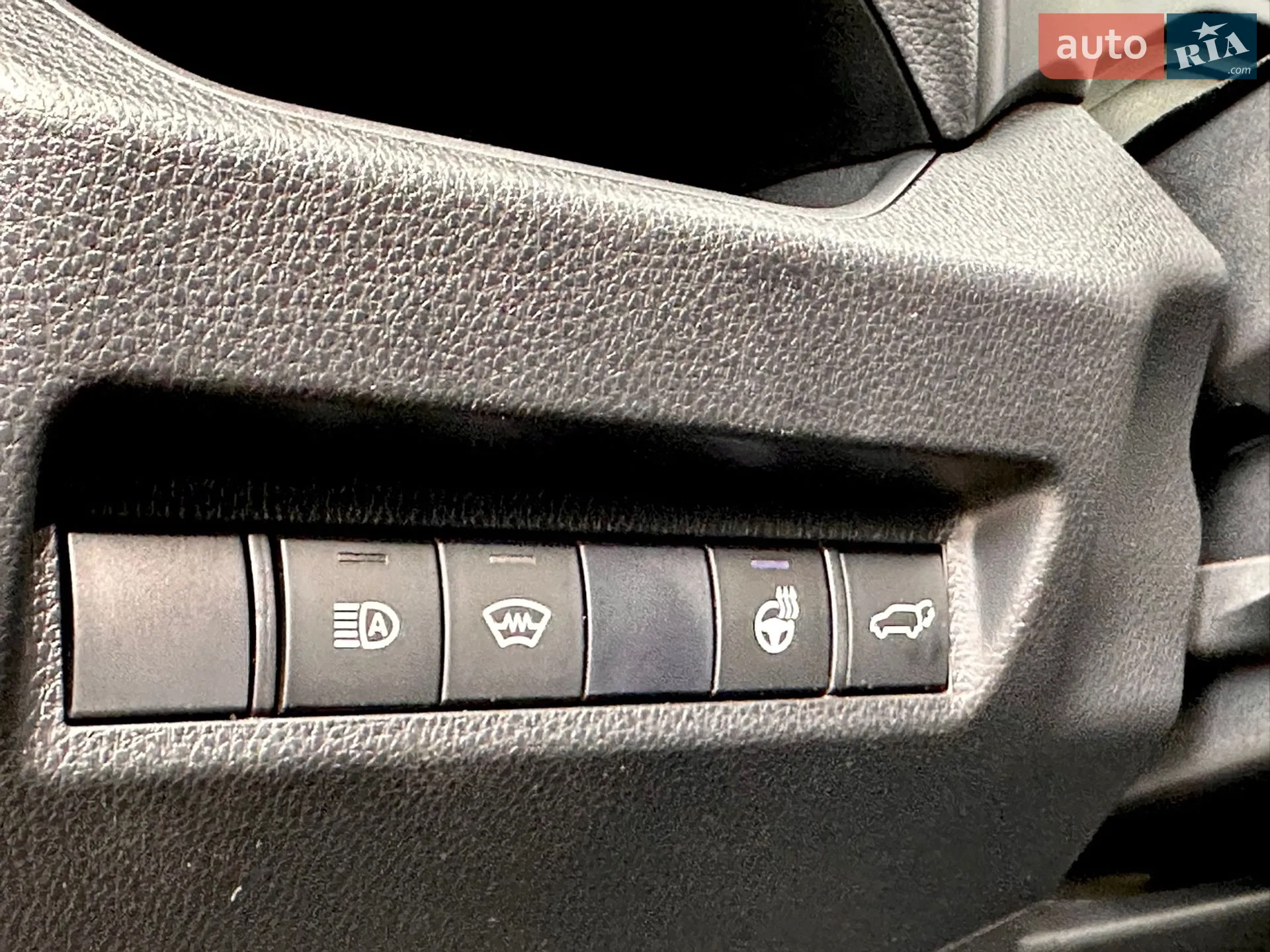 2020 Toyota RAV 4 - мініатюра 28