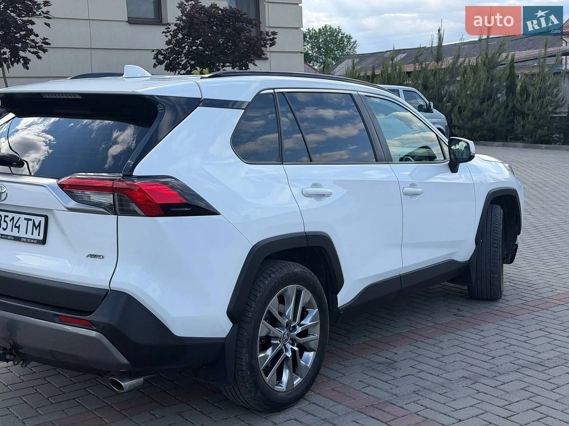 2021 Toyota RAV 4 - мініатюра 16