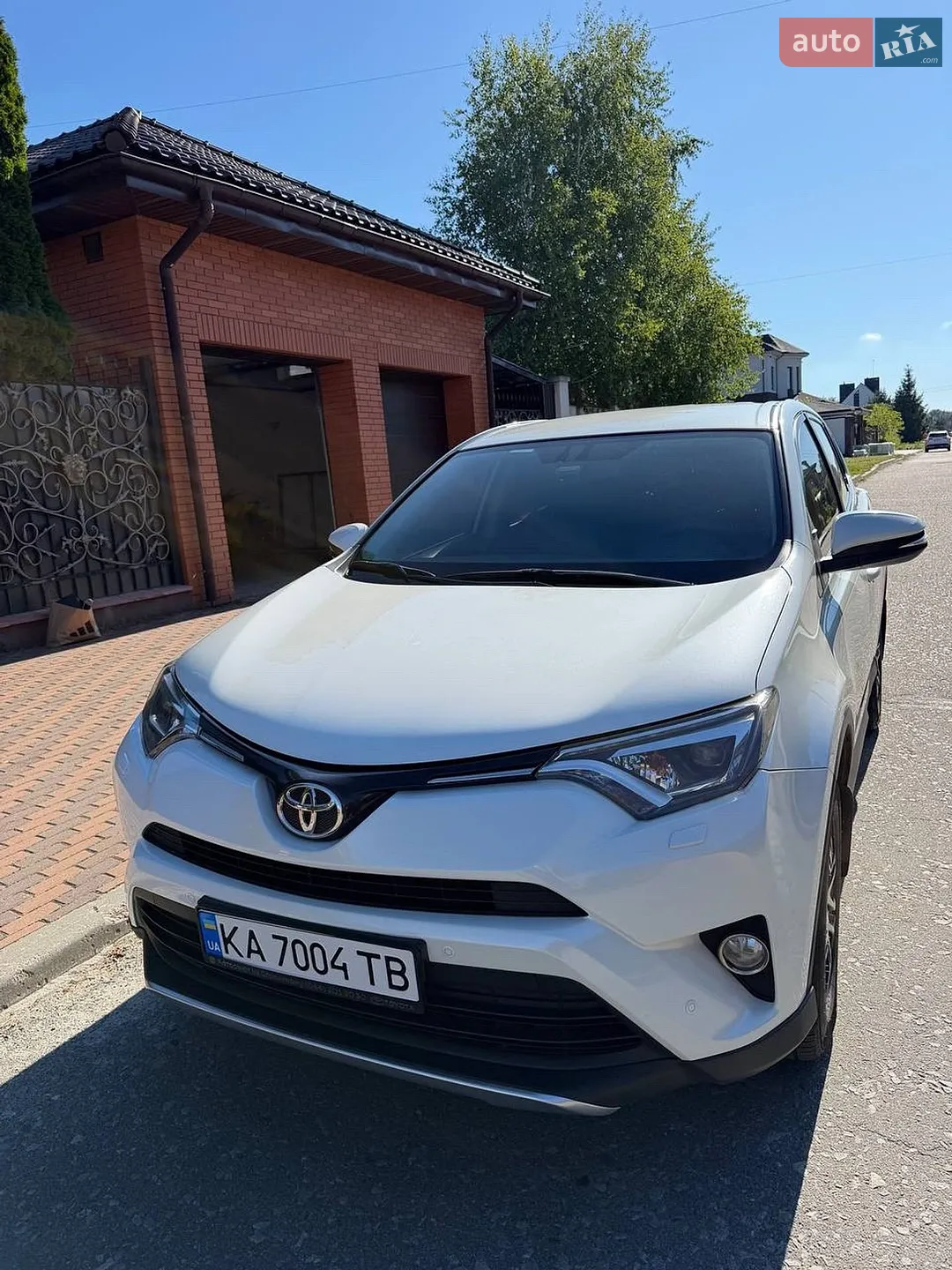 2016 Toyota RAV 4 - фото 1