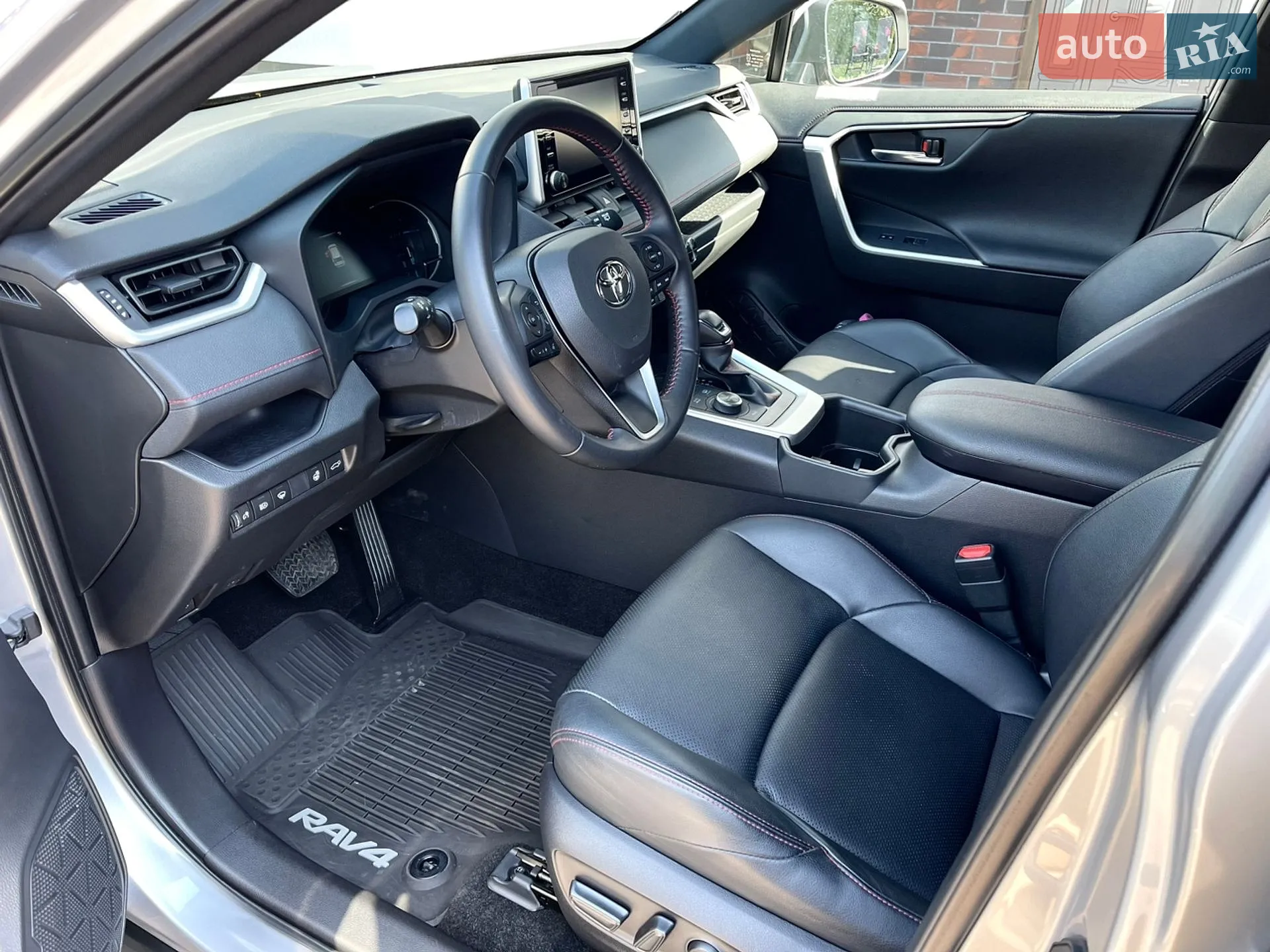 2022 Toyota RAV 4 - мініатюра 8