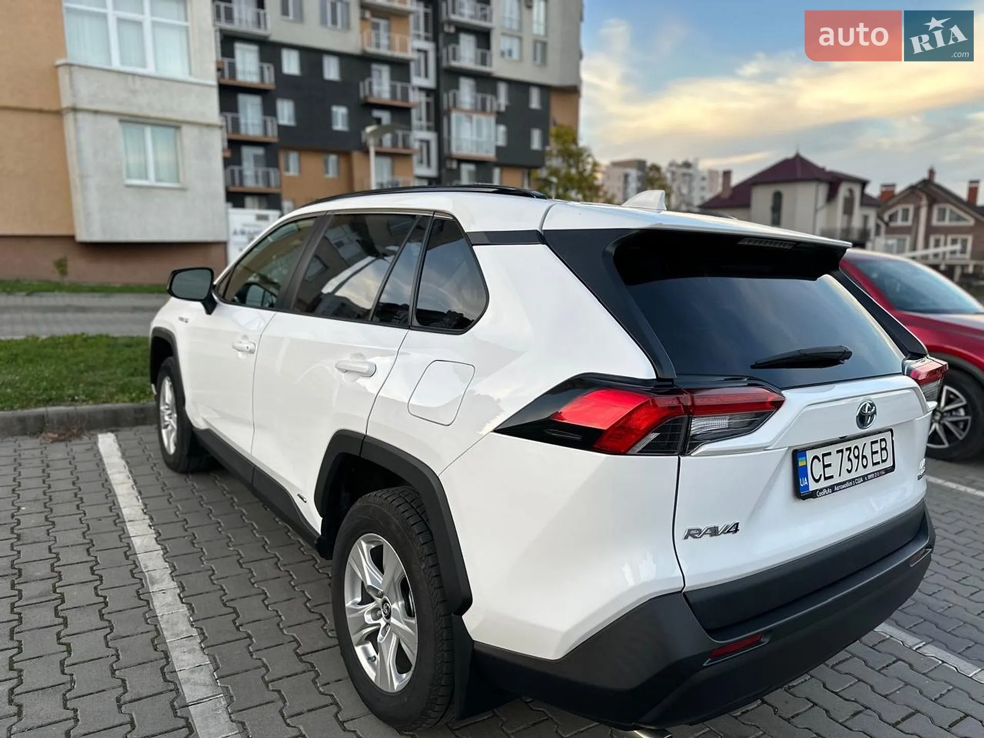2019 Toyota RAV 4 - мініатюра 12