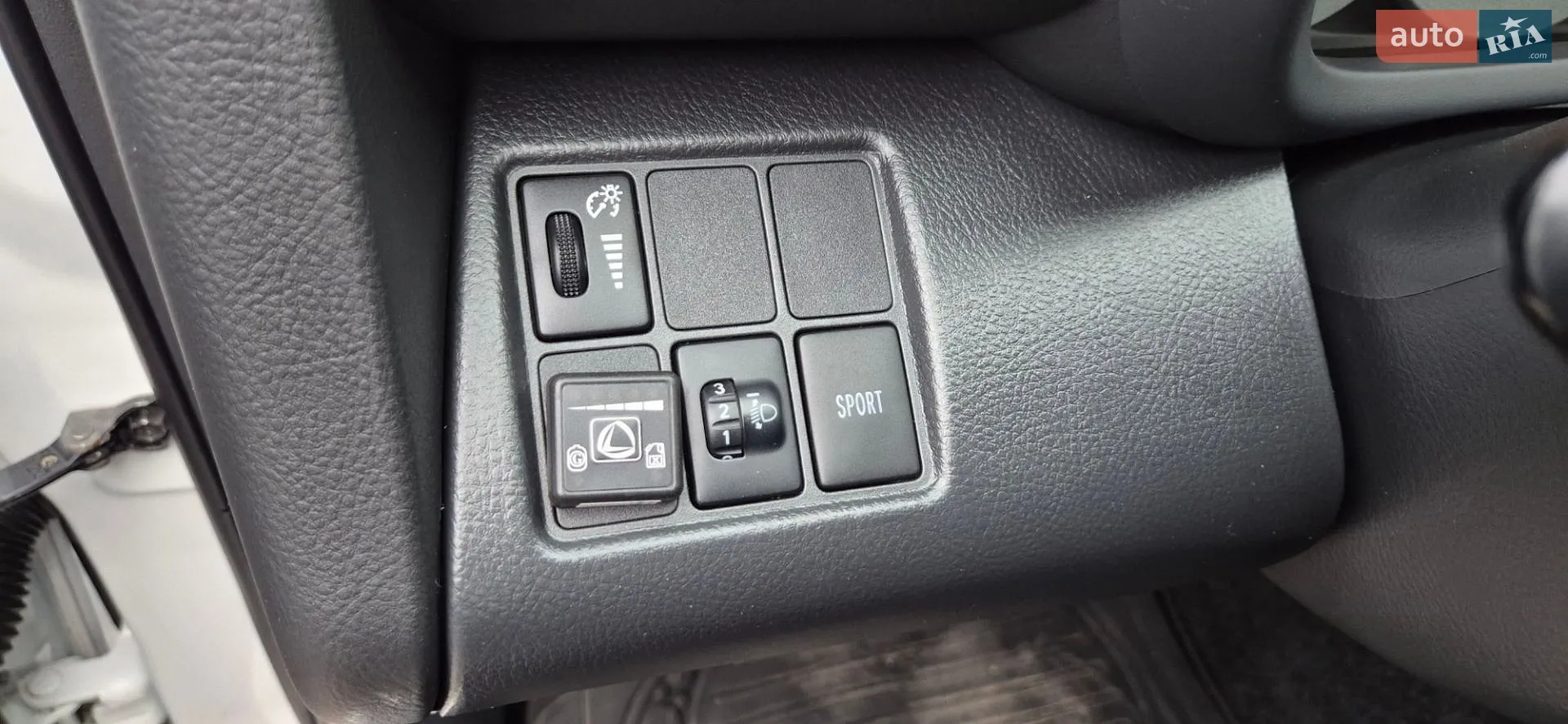 2012 Toyota RAV 4 - мініатюра 26