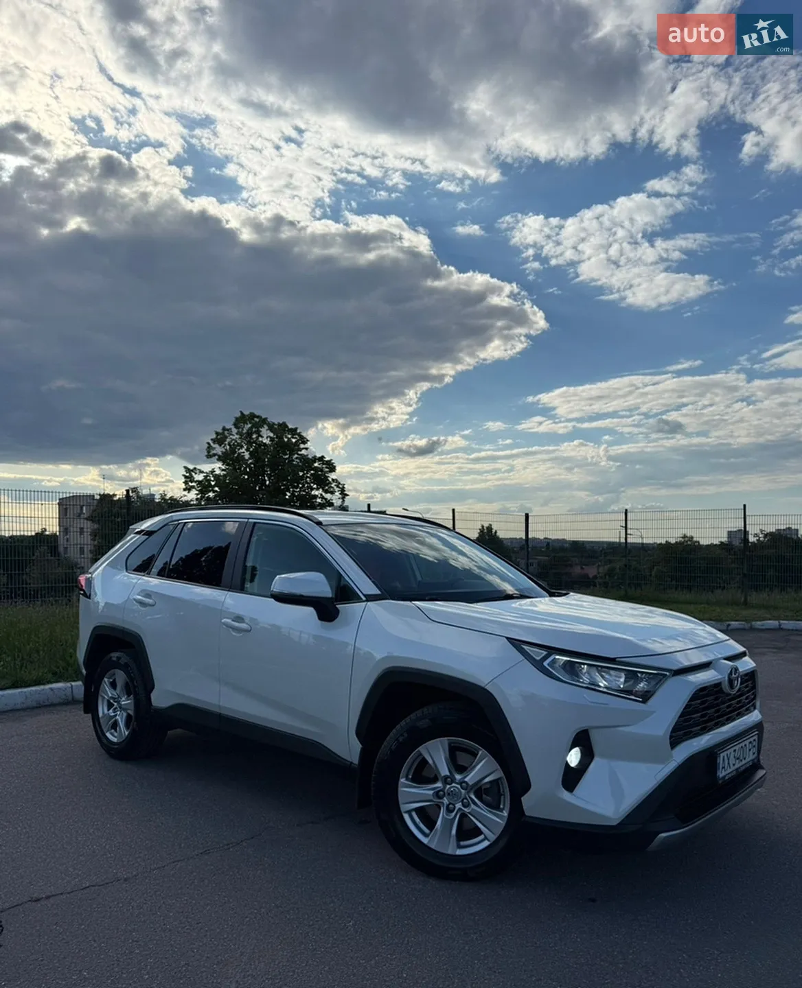 2019 Toyota RAV 4 - мініатюра 7