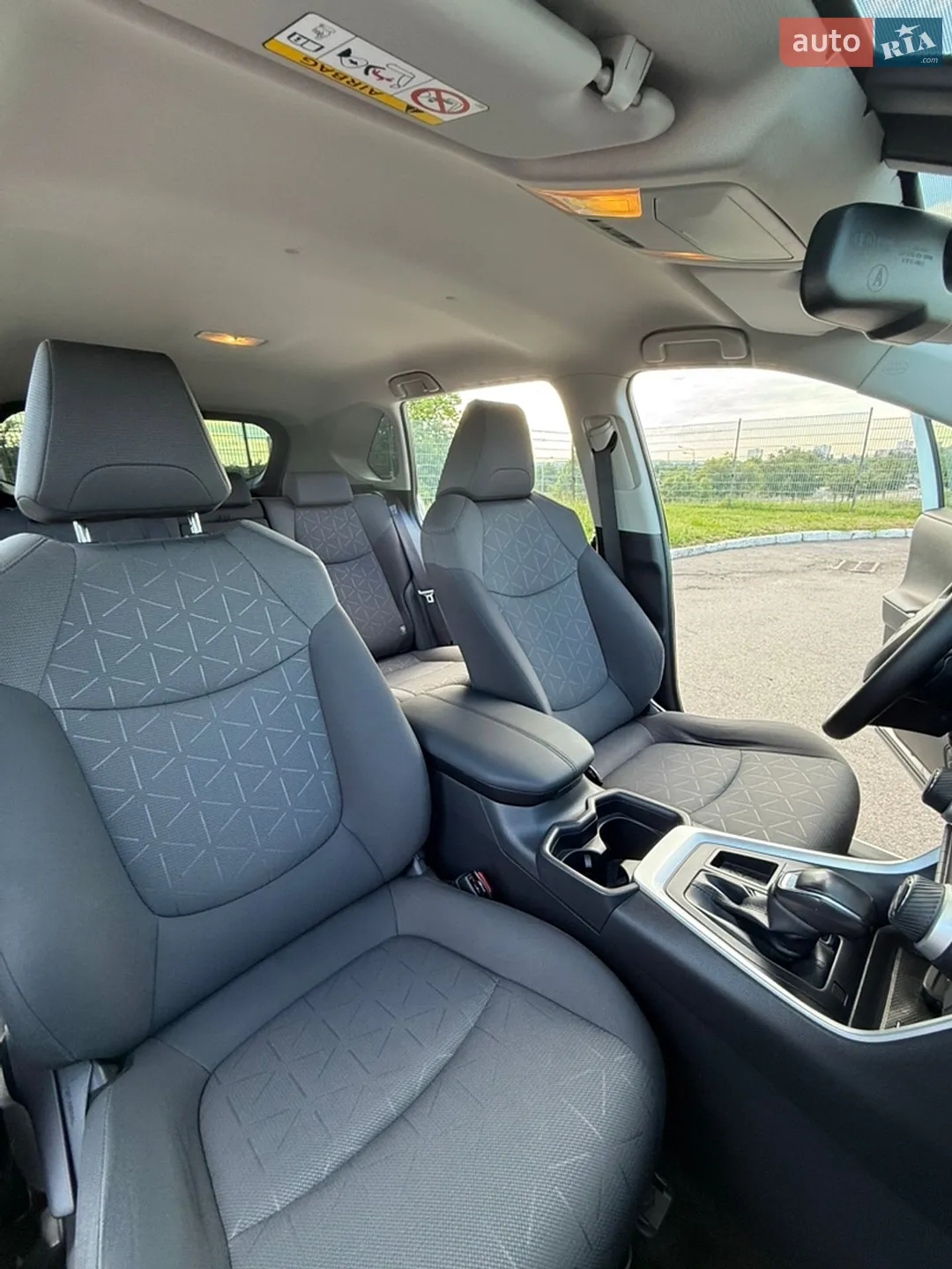 2019 Toyota RAV 4 - мініатюра 16