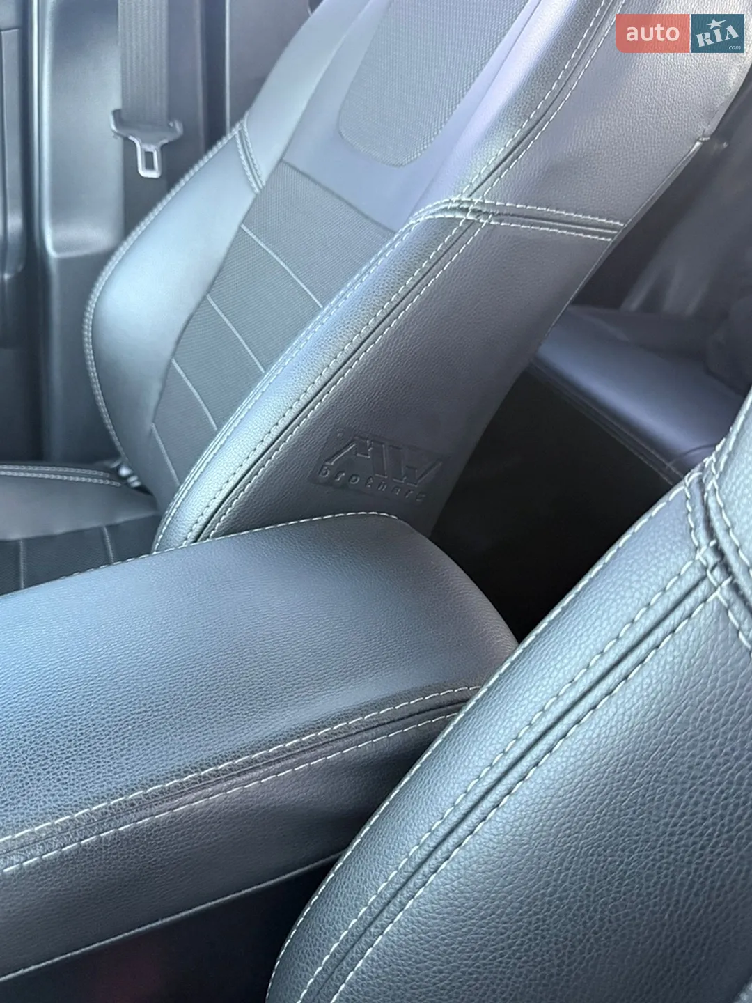 2017 Toyota RAV 4 - мініатюра 25