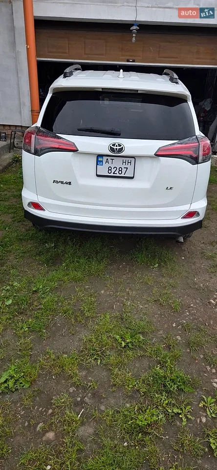 2019 Toyota RAV 4 - мініатюра 18