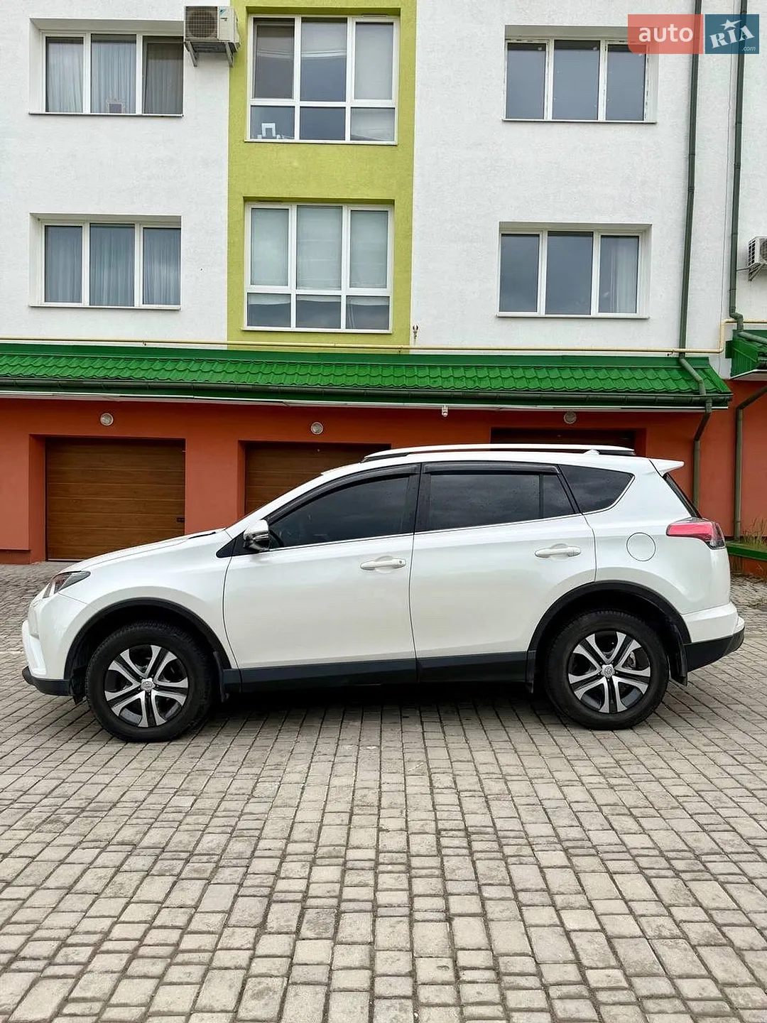 2017 Toyota RAV 4 - мініатюра 6