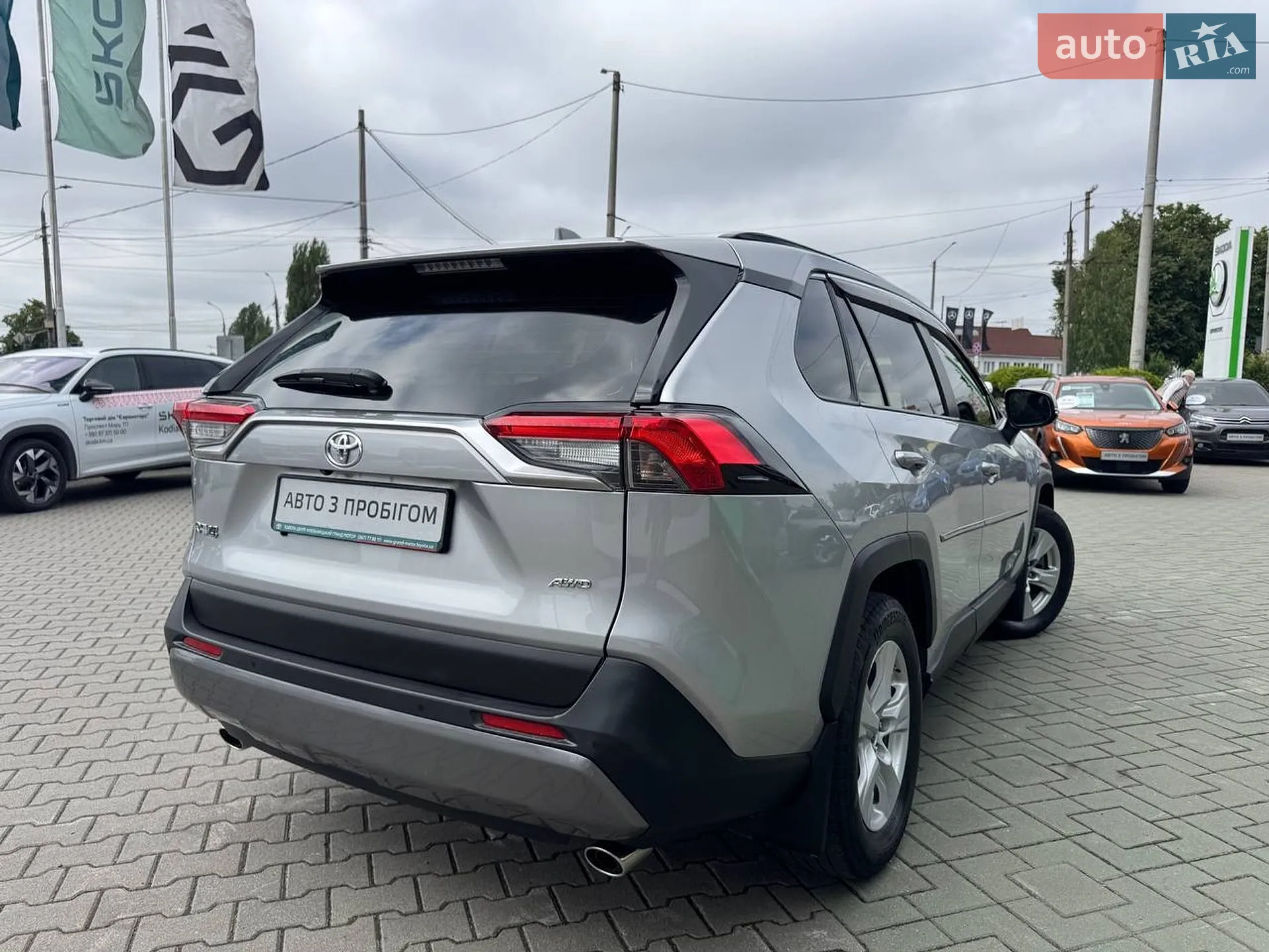 2019 Toyota RAV 4 - мініатюра 6