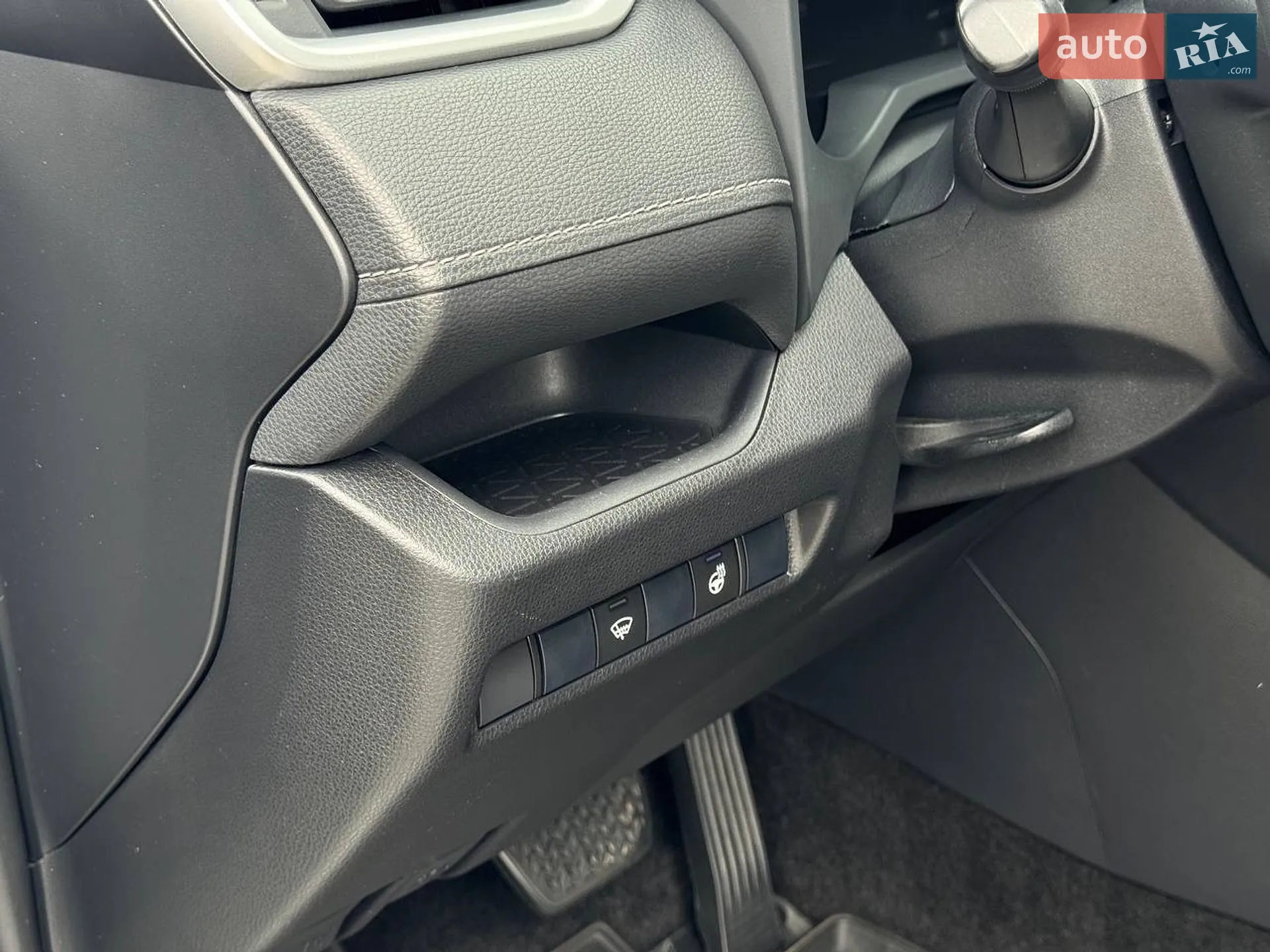 2019 Toyota RAV 4 - мініатюра 30